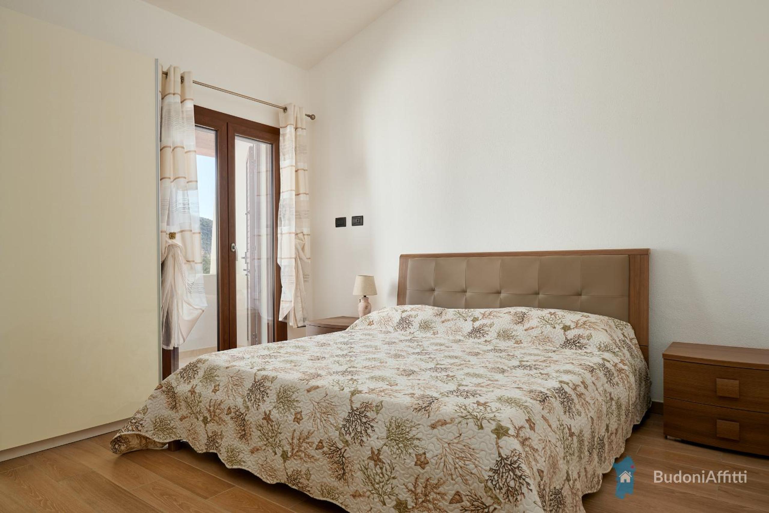 Two-Bedroom House photo 3
