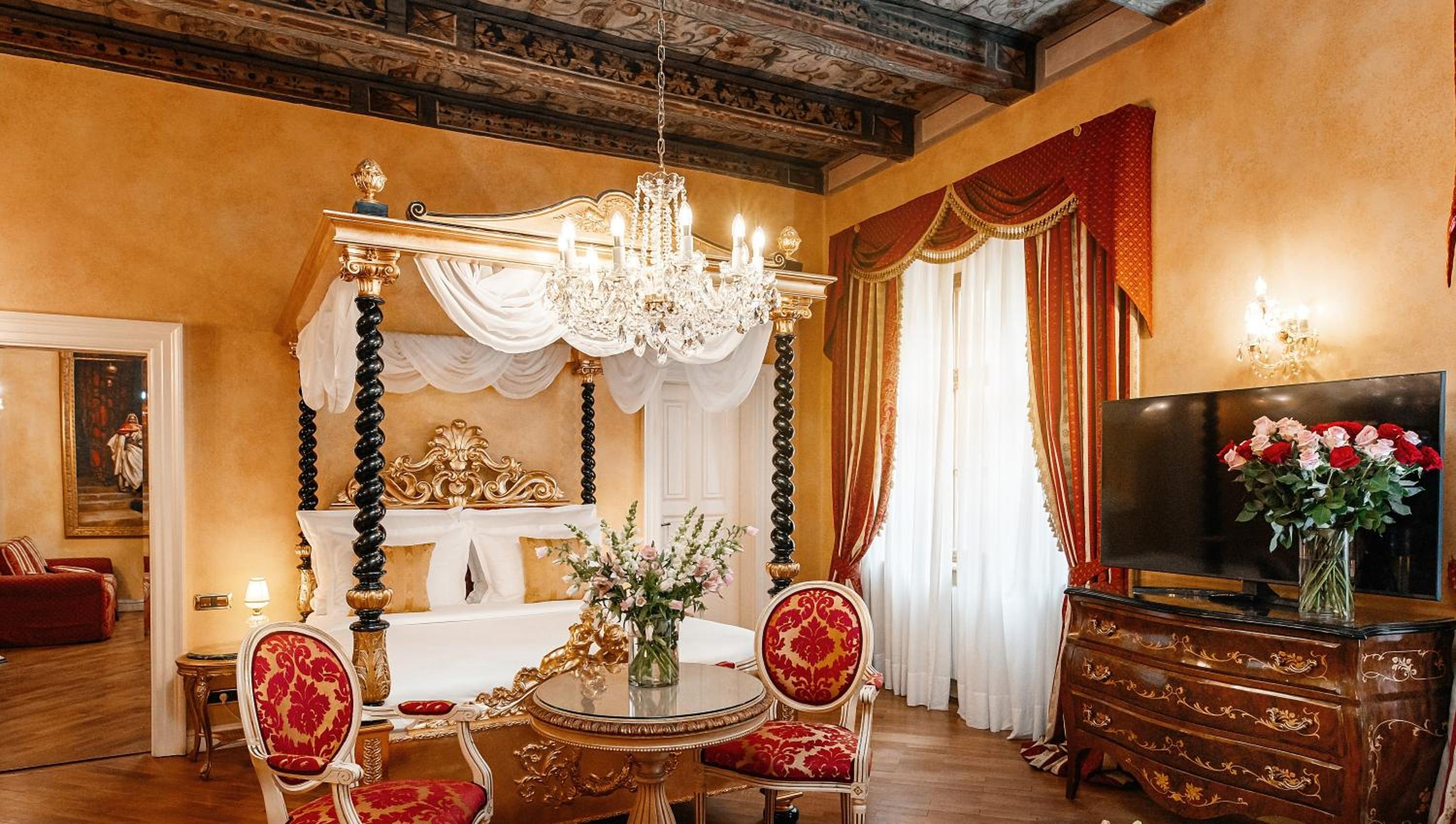 Junior Suite with Terrace - Photo 1
