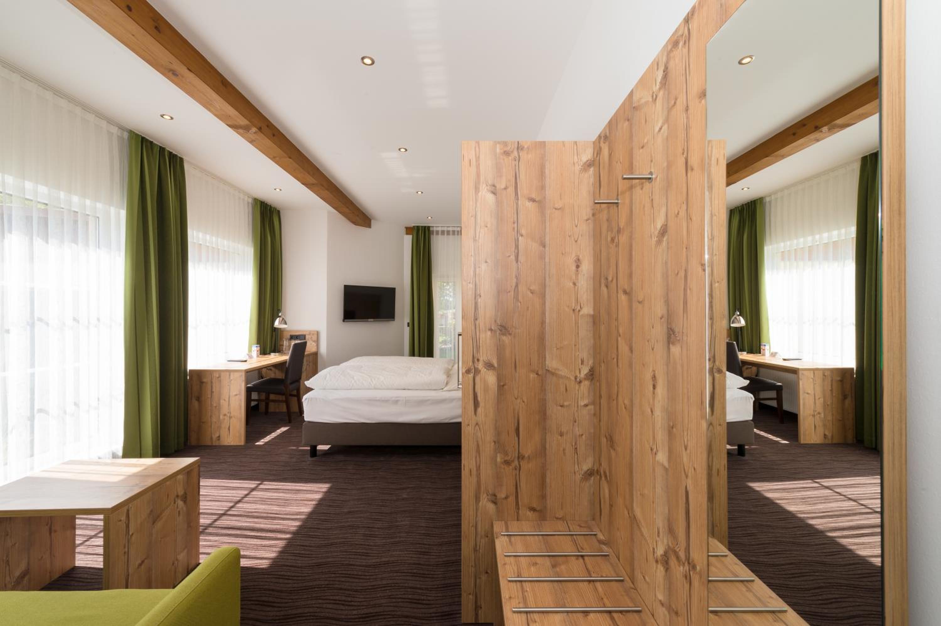 Superior King Room