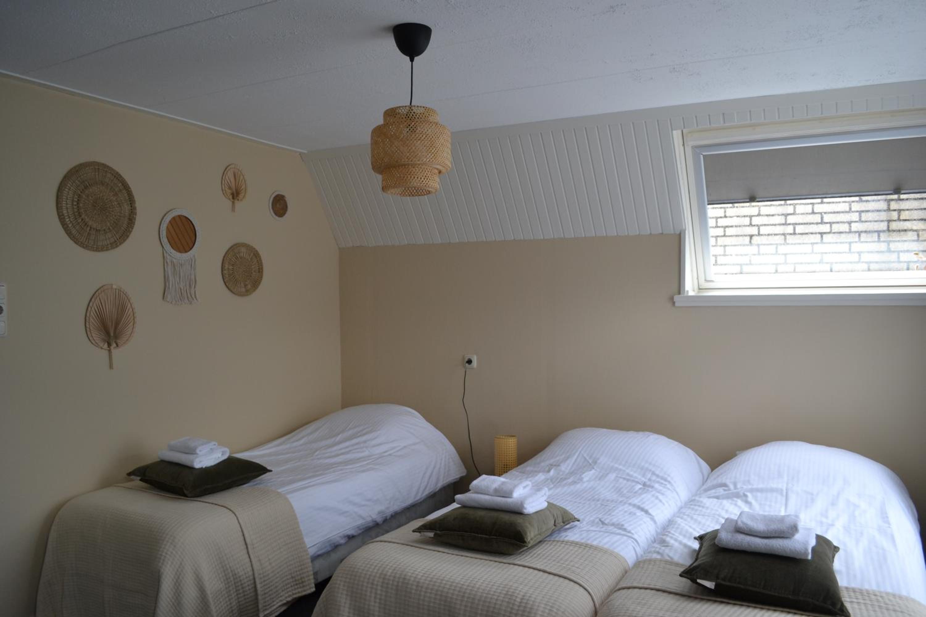 Family Room with Private Bathroom photo 1