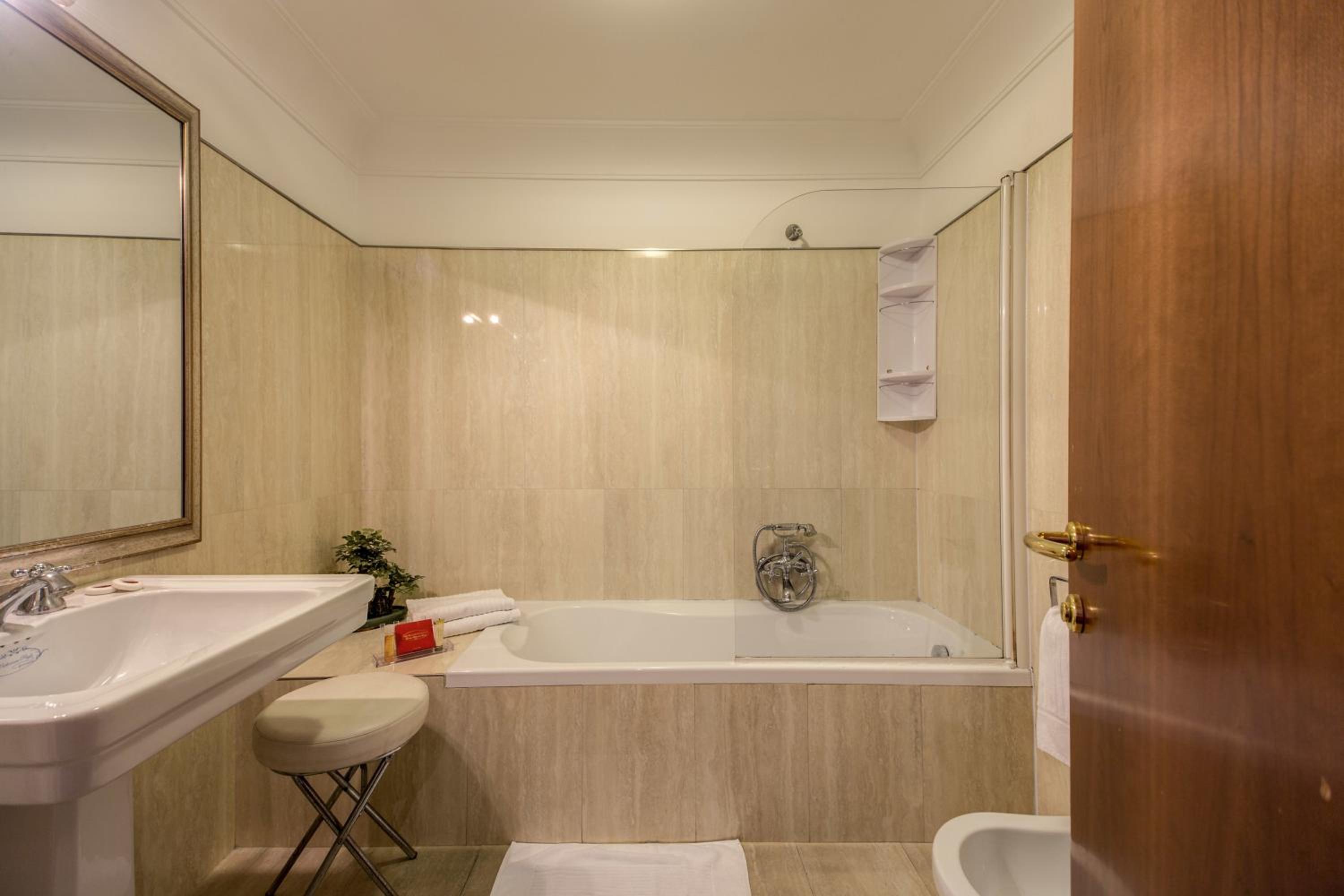 Triple Room photo 2