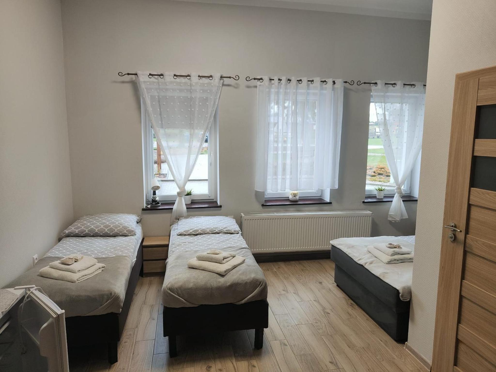Triple Room with Private Bathroom - Photo 7