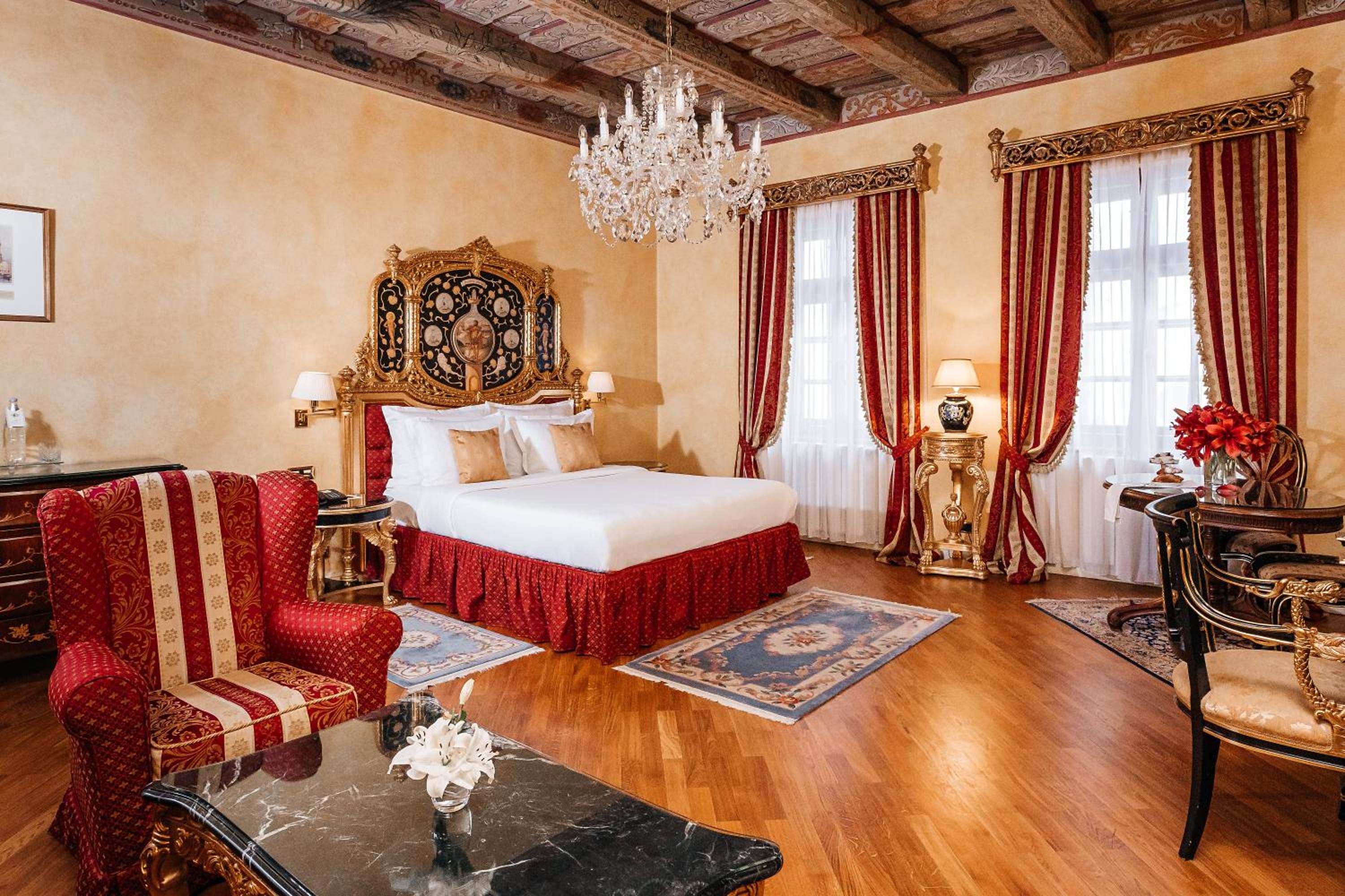 Junior Suite - Photo 1