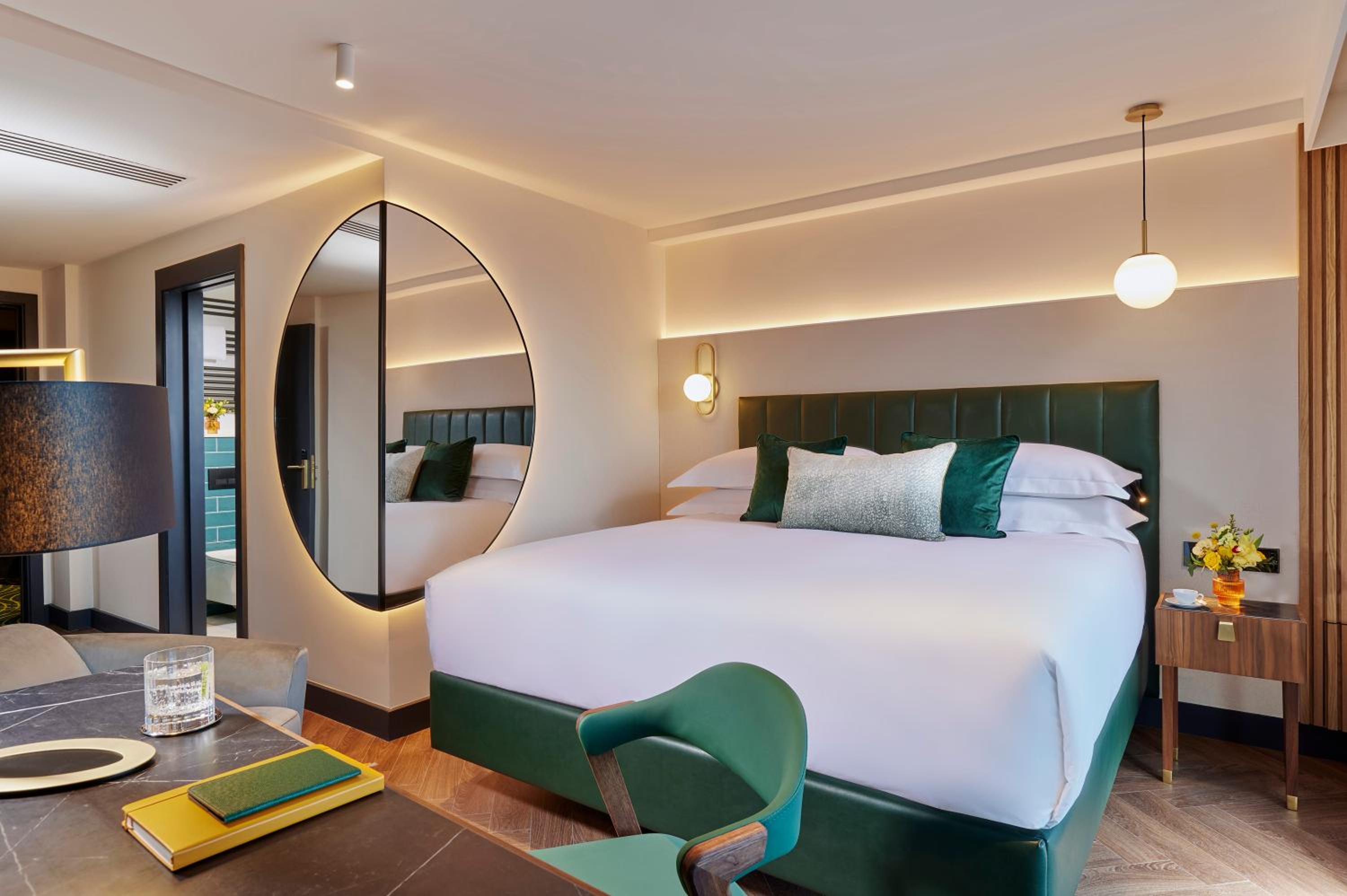 Chancery King Room