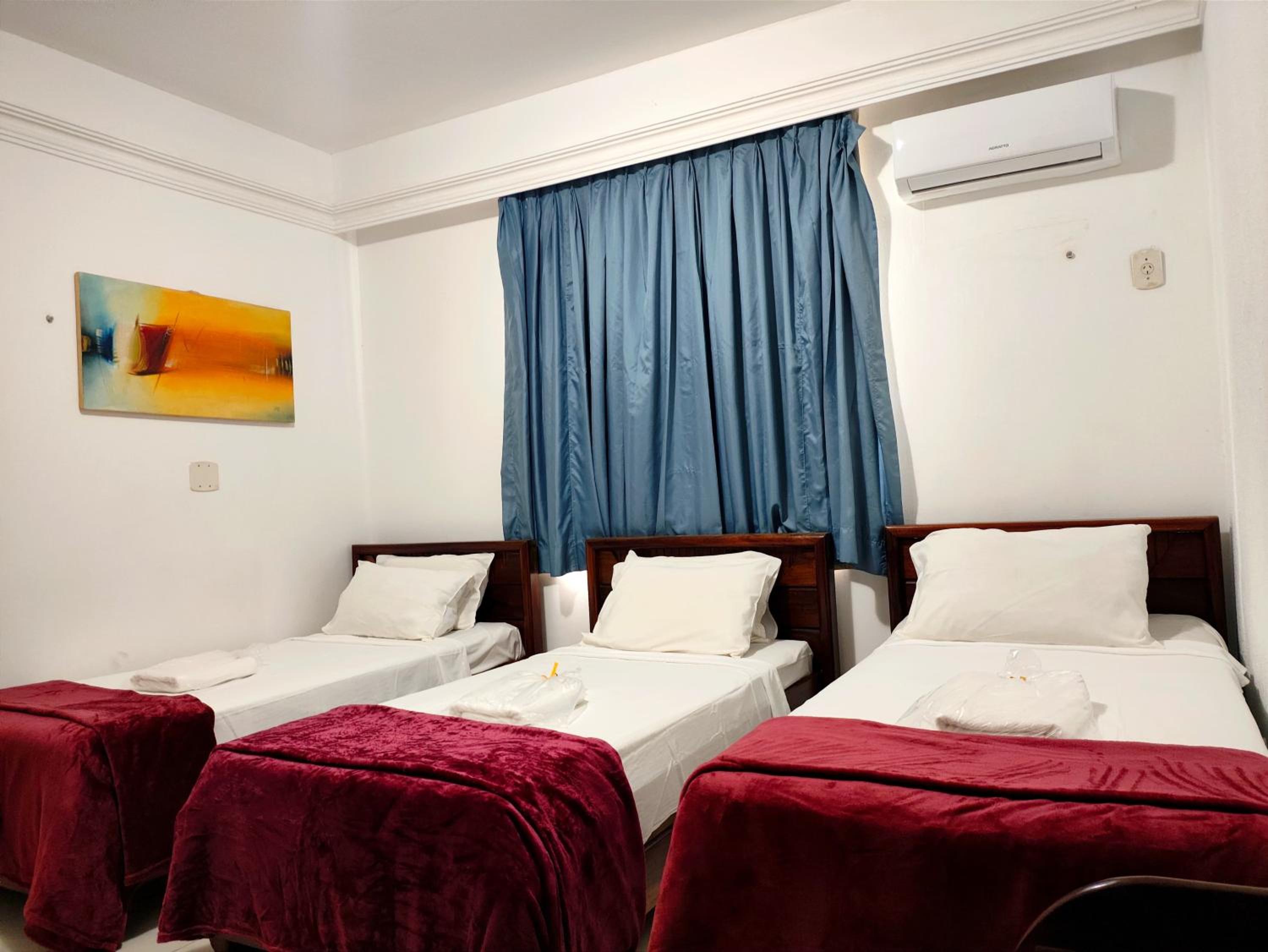 Basic Triple Room photo 2