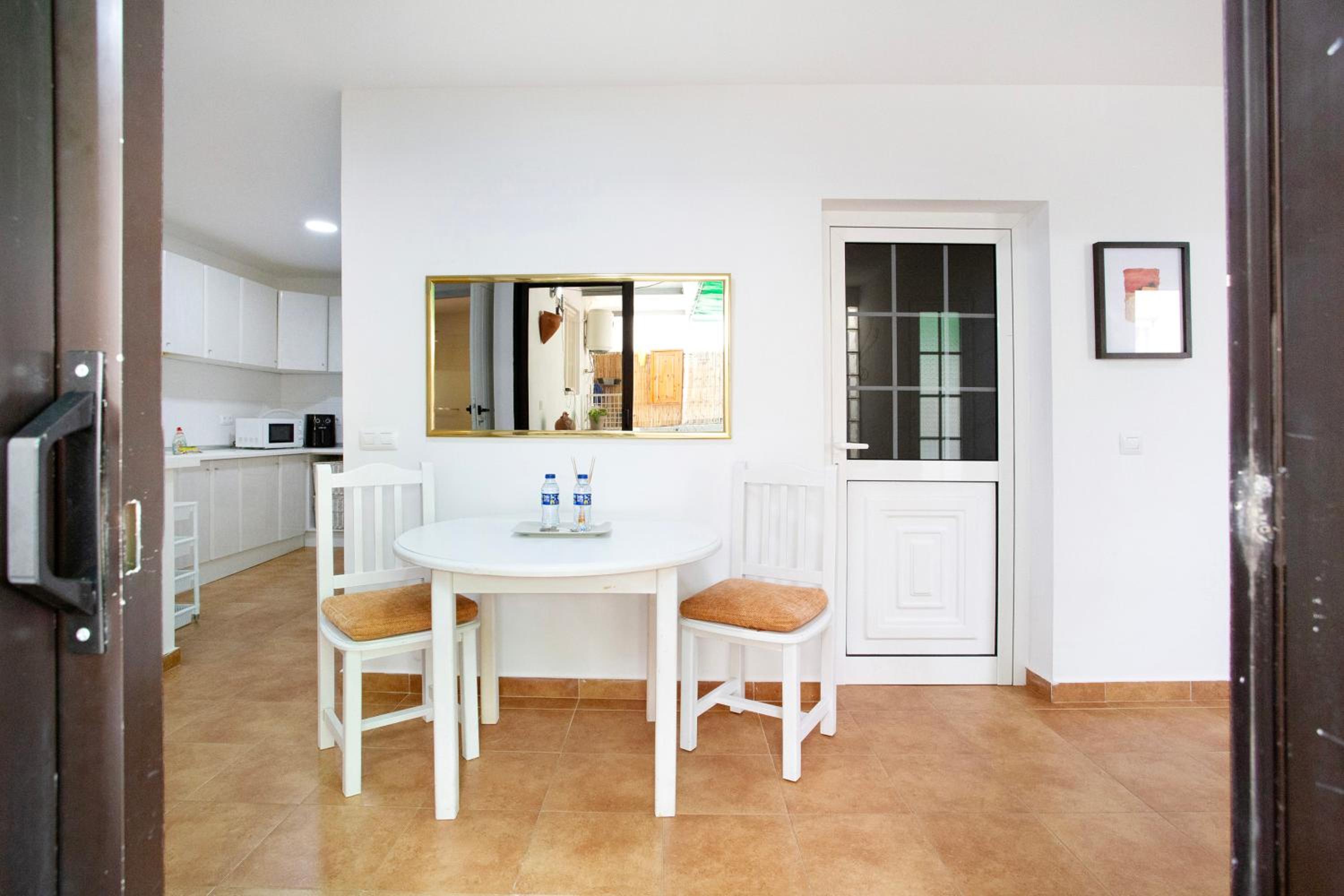 Apartment with Terrace photo 3