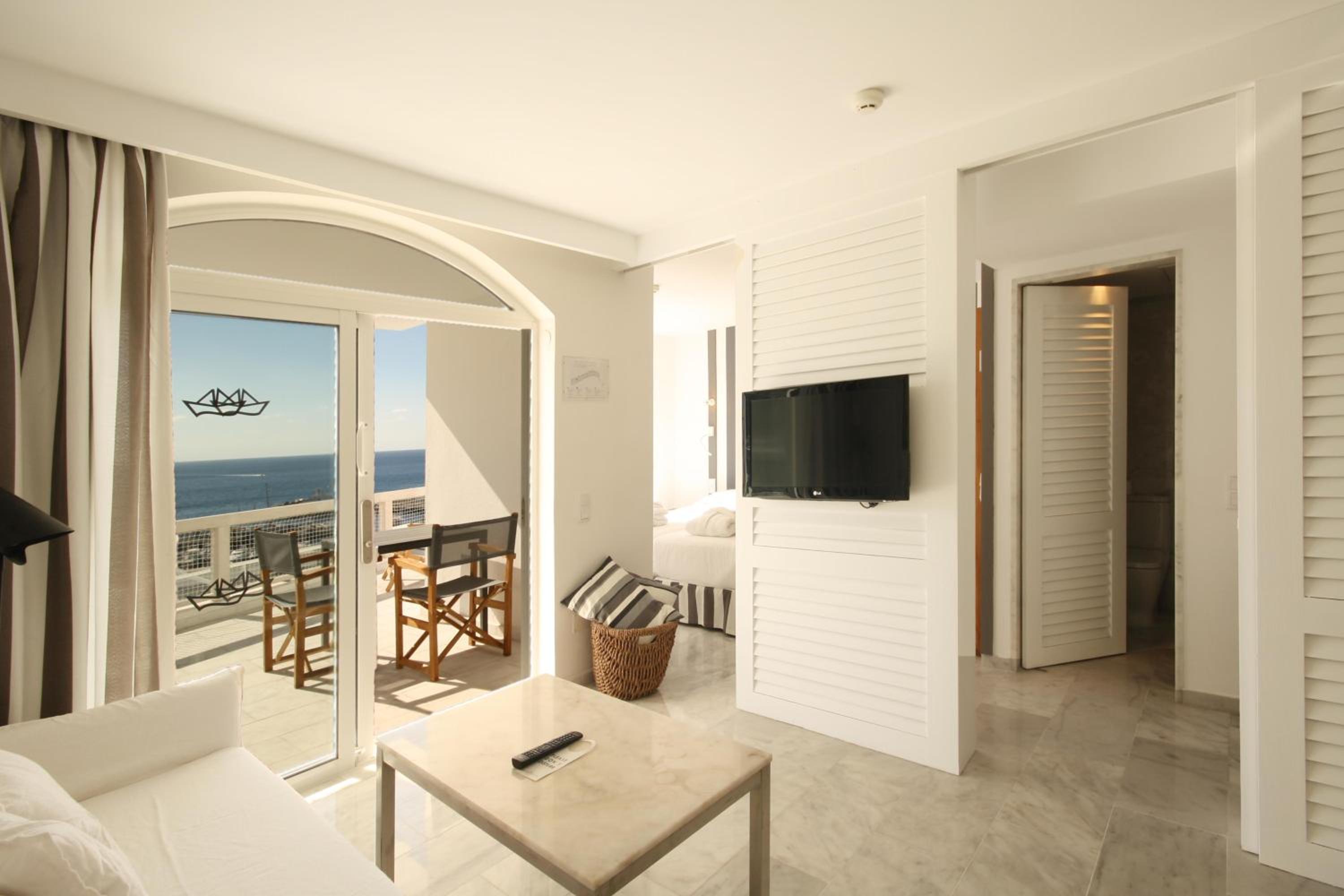 Apartamento con Terraza (2 Adultos)