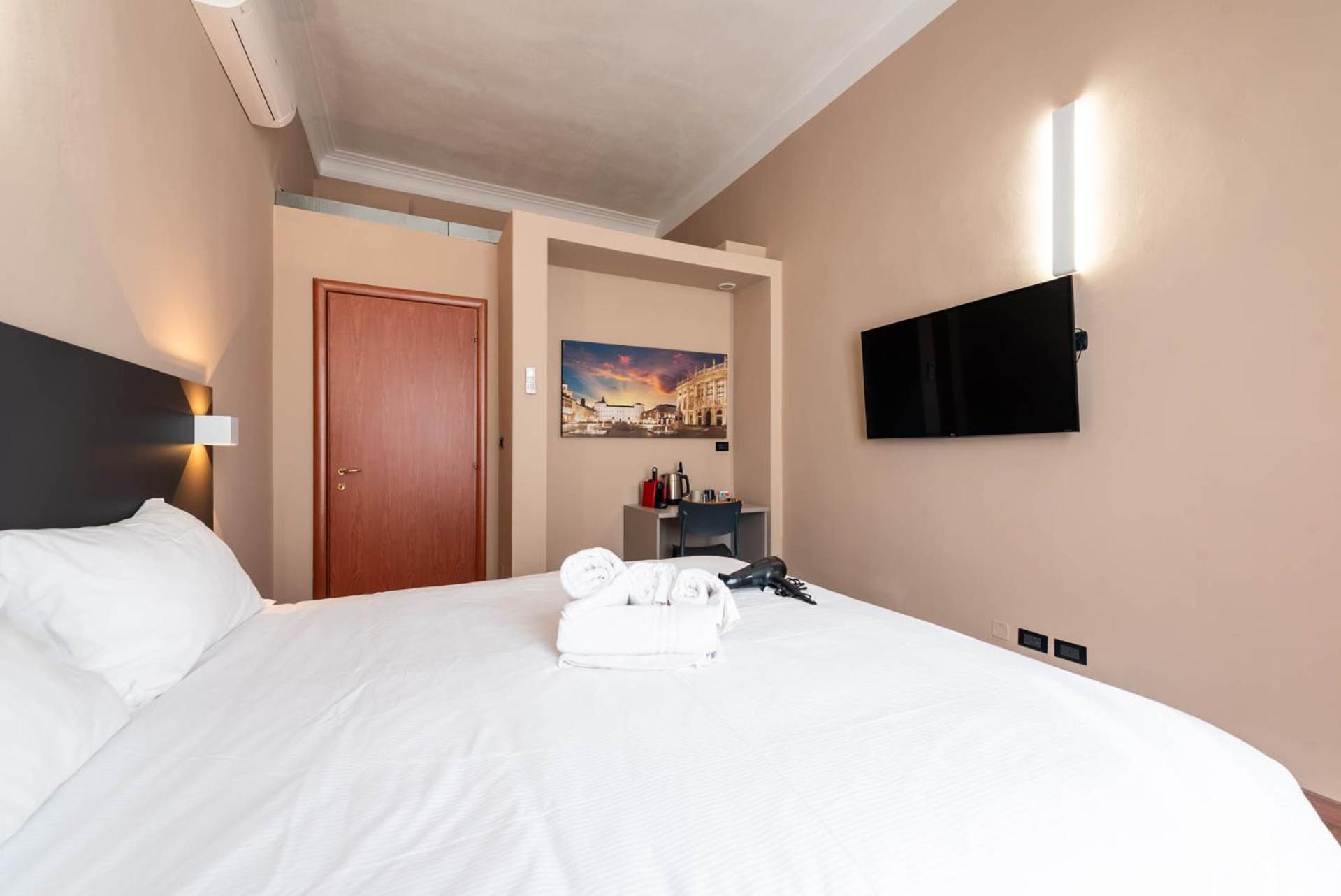 Deluxe Double Room photo 3