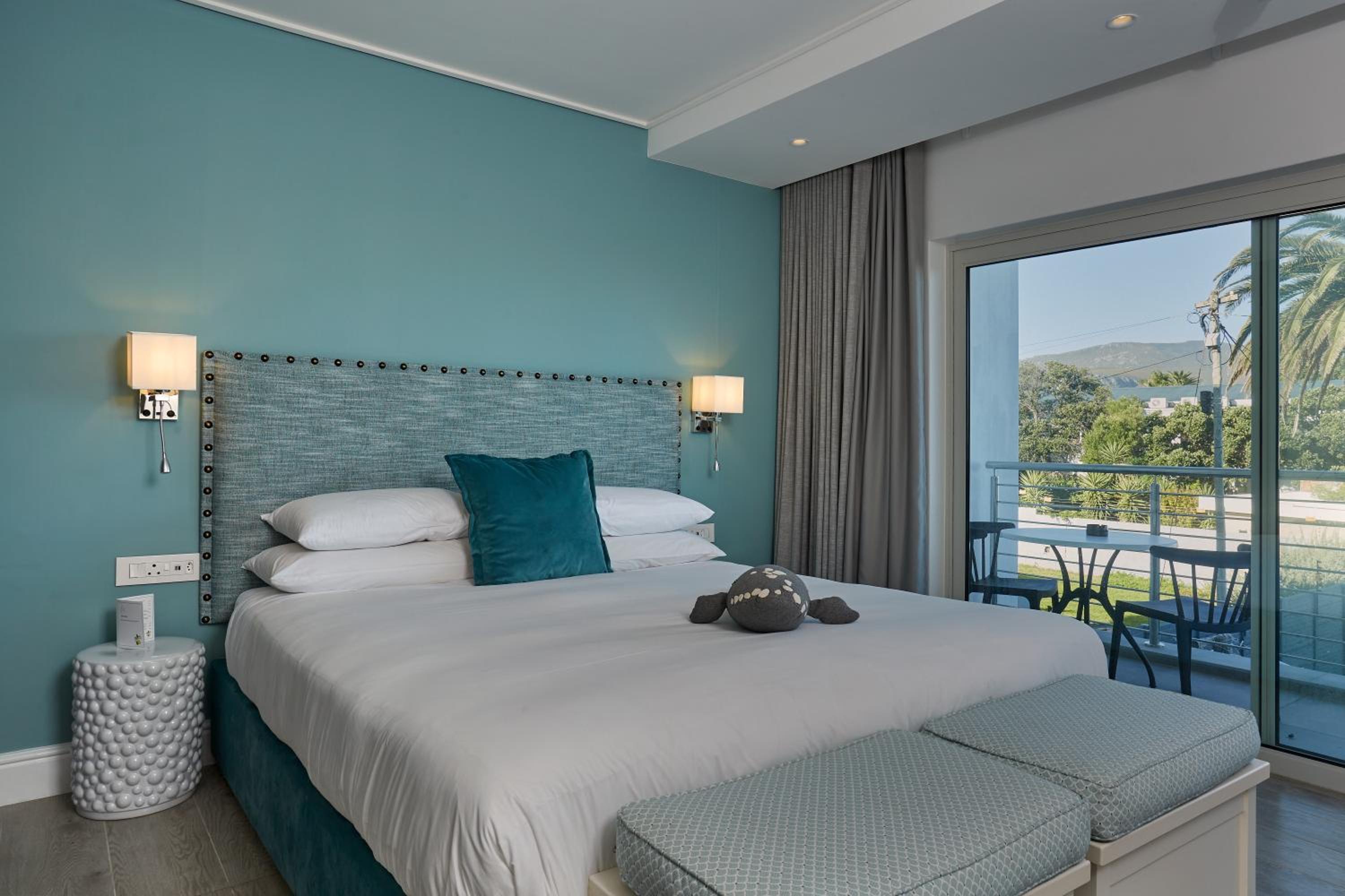 Deluxe Room - Photo 8