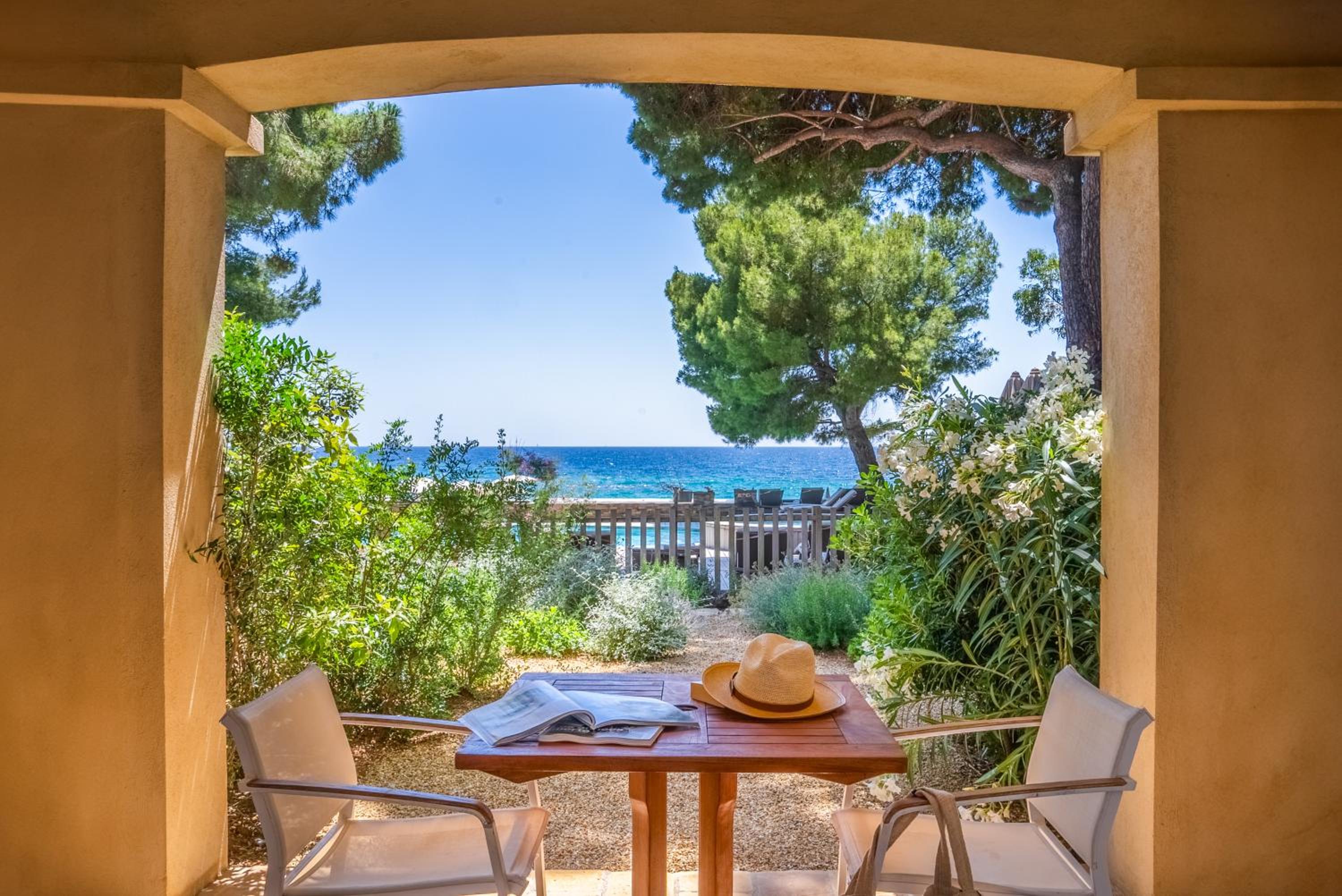 Double room with sea view, free access to the spa and private beach photo 3