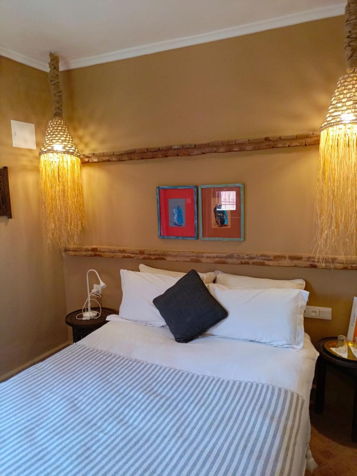 Small Double Or Twin Room photo 2