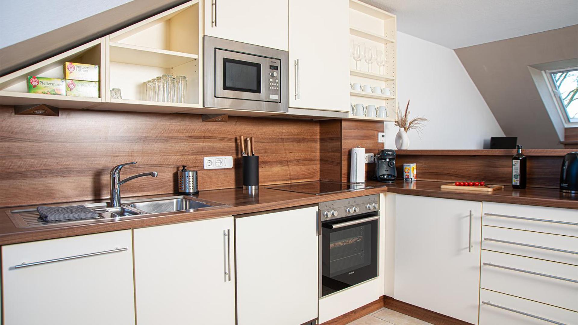 One-Bedroom Apartment - Photo 8
