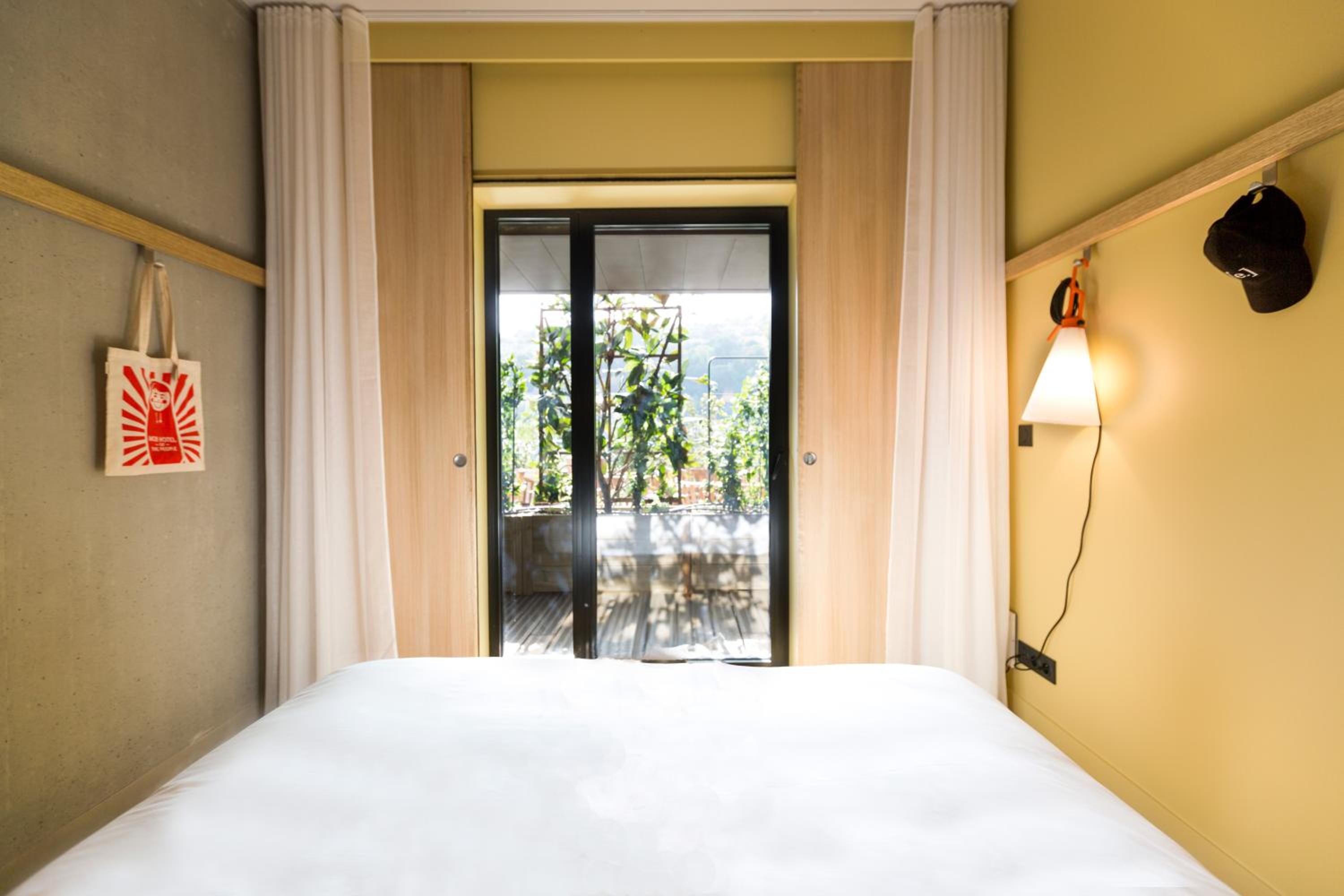 Standard Double Room with Terrace & River View