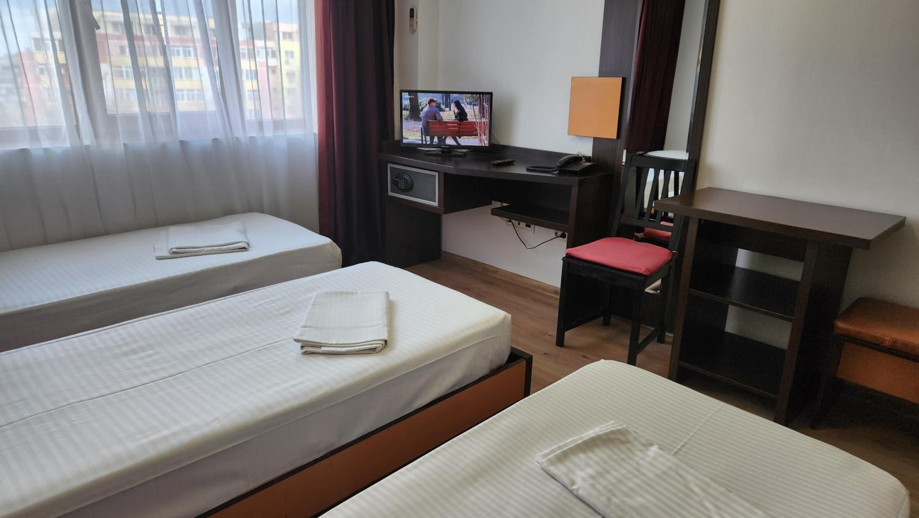 Triple Room - Photo 1