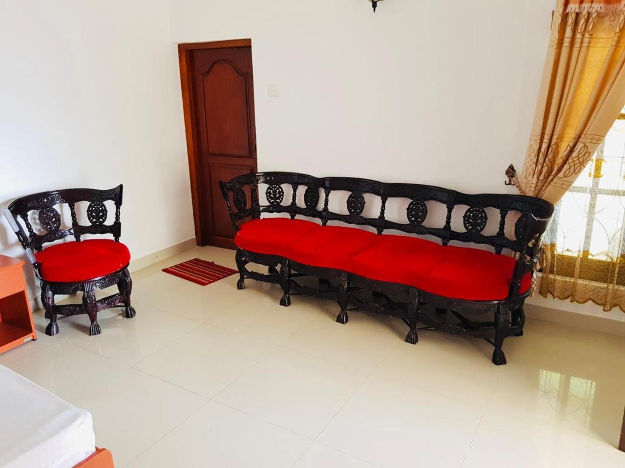 Standard Twin Room photo 1