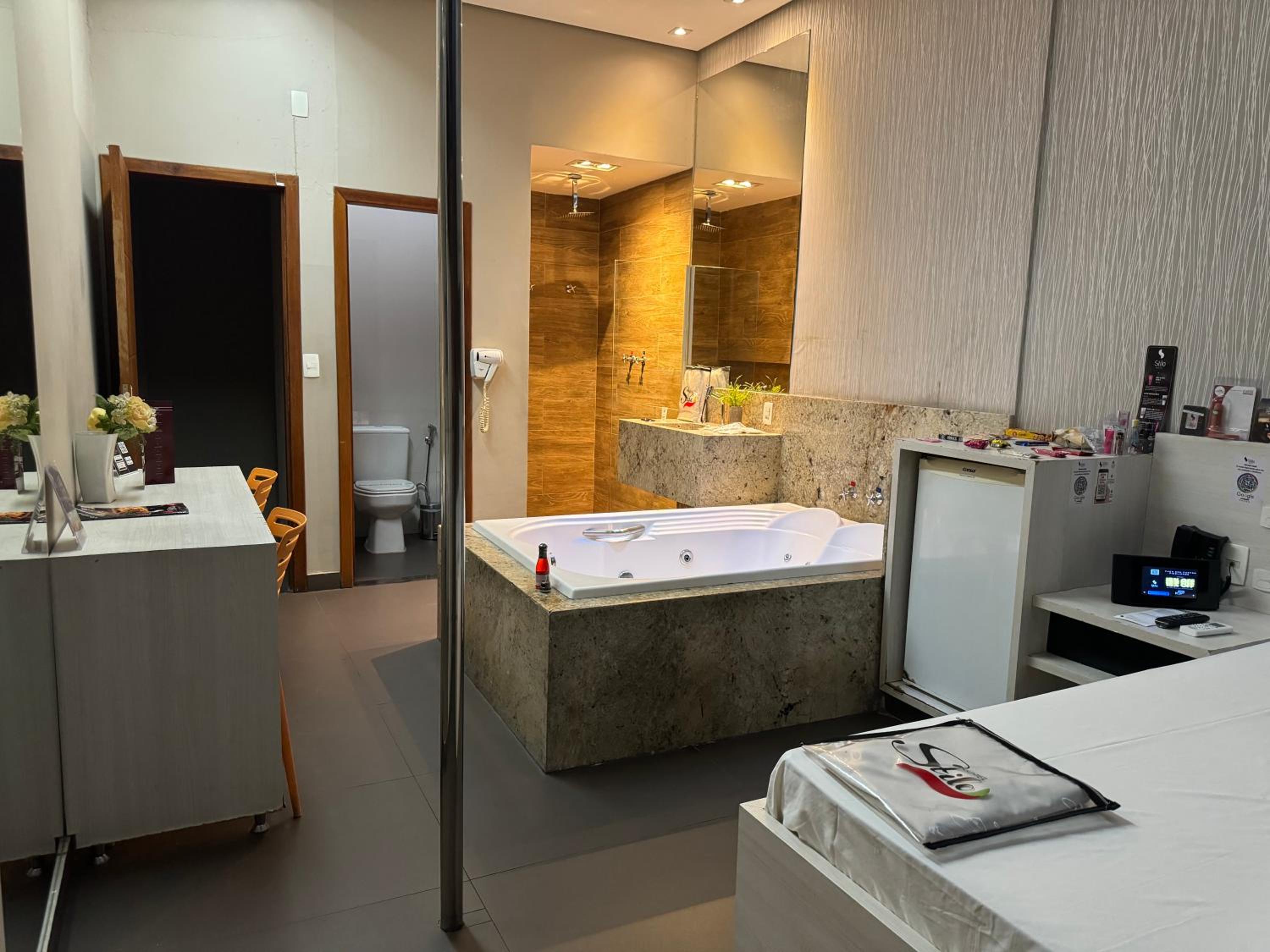 Superior Room with Internal Spa Bath photo 1