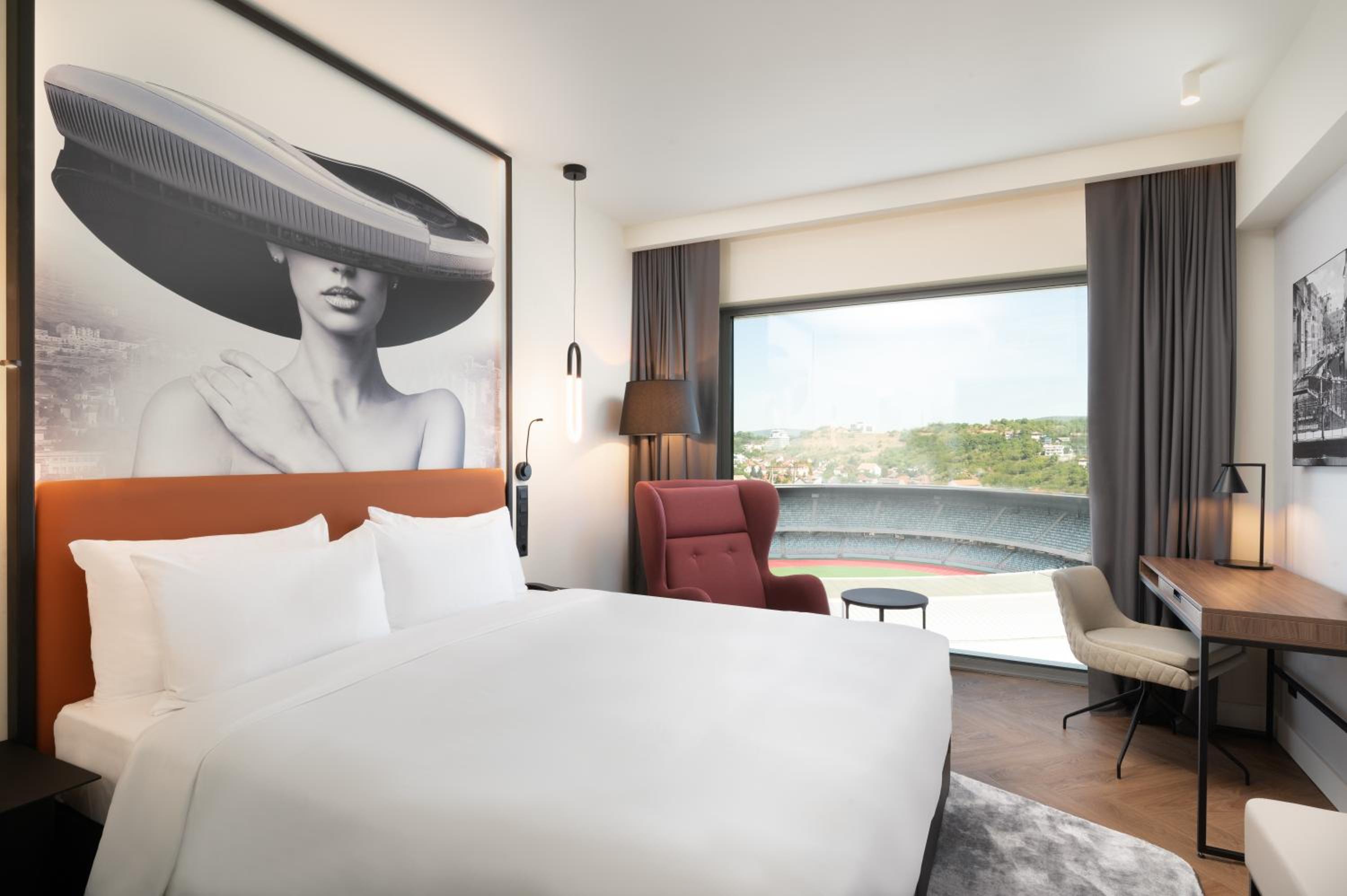Standard Room - Scenic View - Photo 1