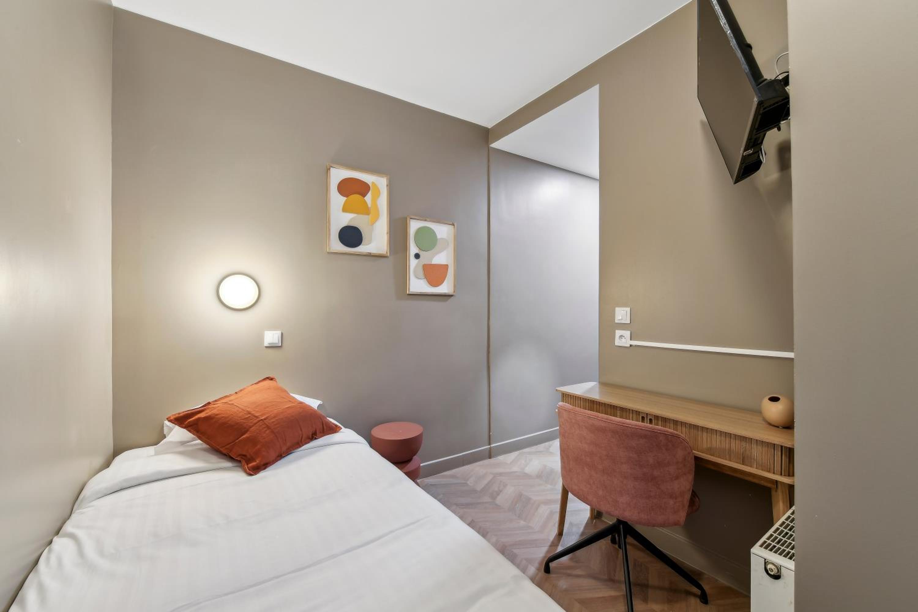Single Room photo 1