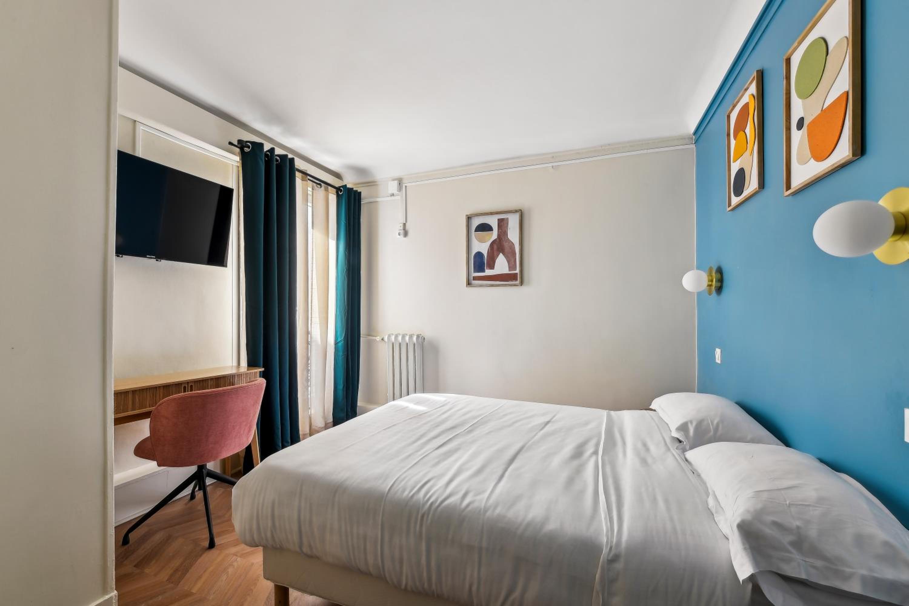 Small Double Room photo 1
