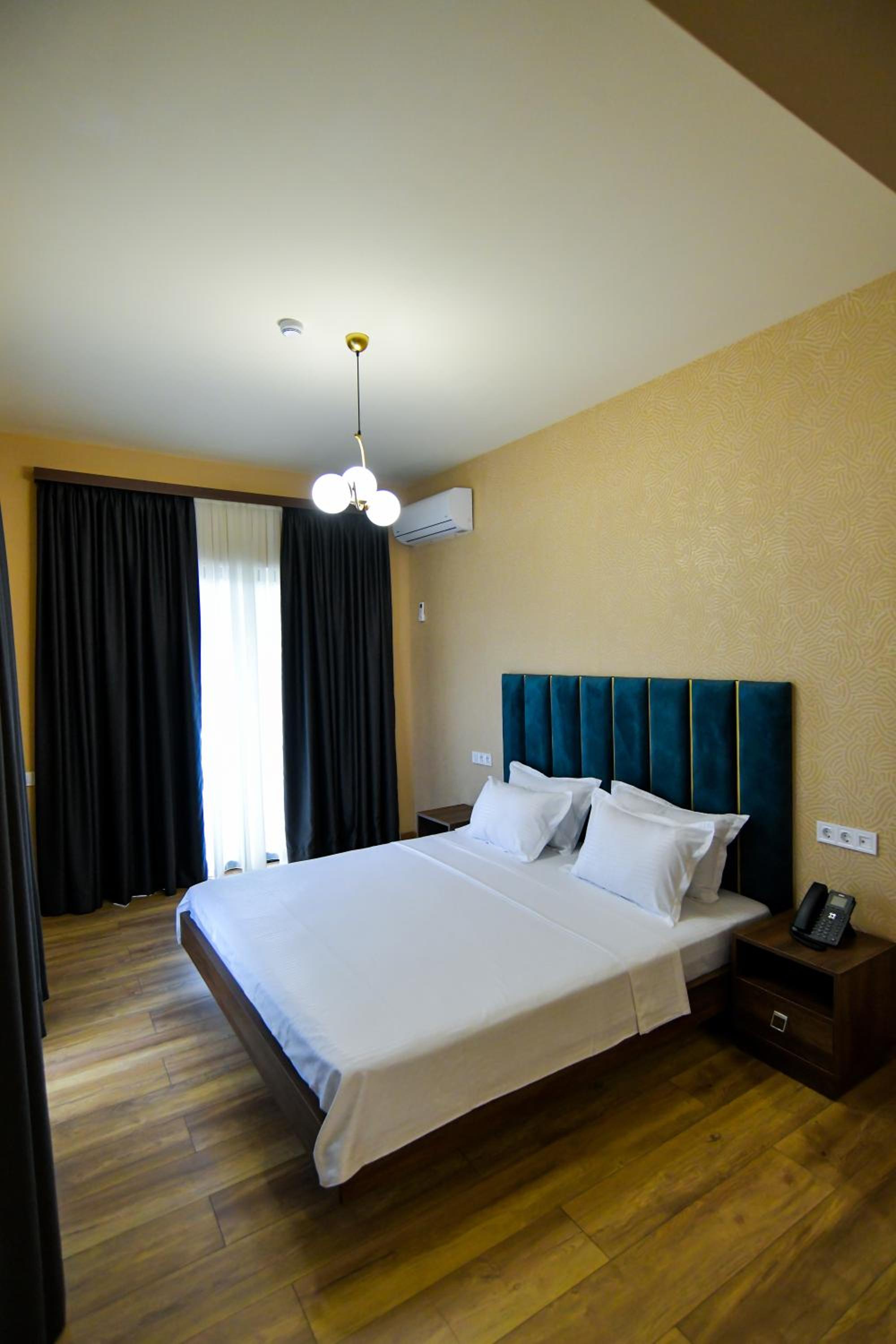 Standard Double or Twin Room with Garden View photo 3