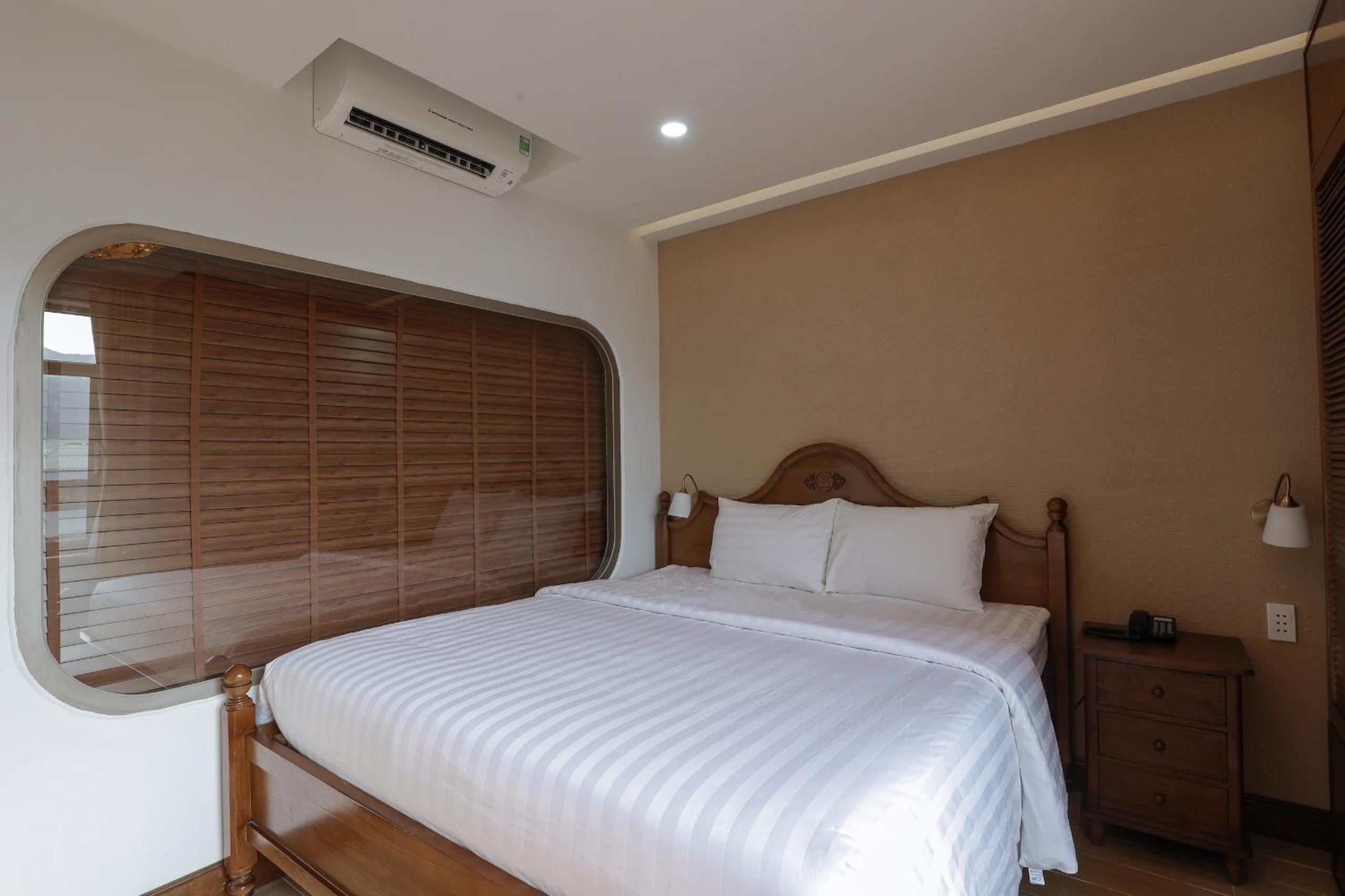 Standard Double Room - Photo 2