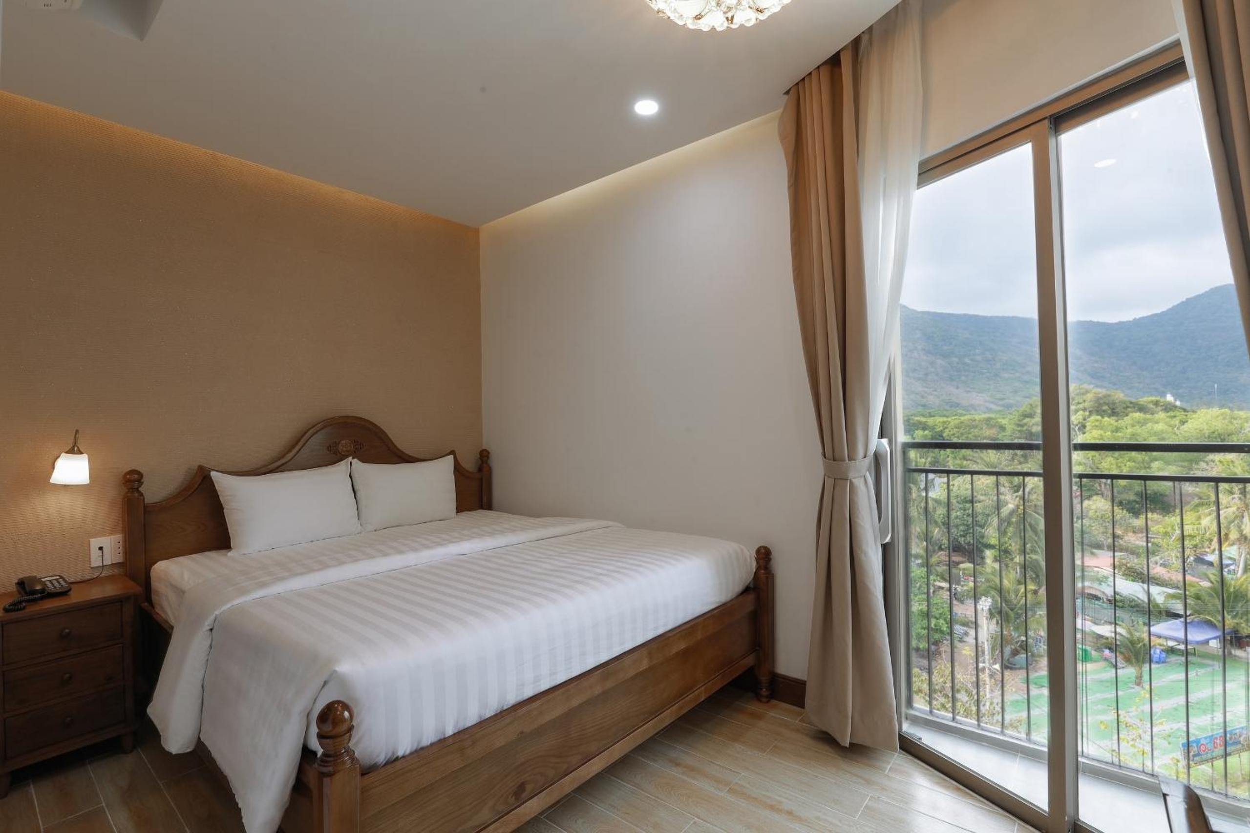 Superior Double Room - Photo 2