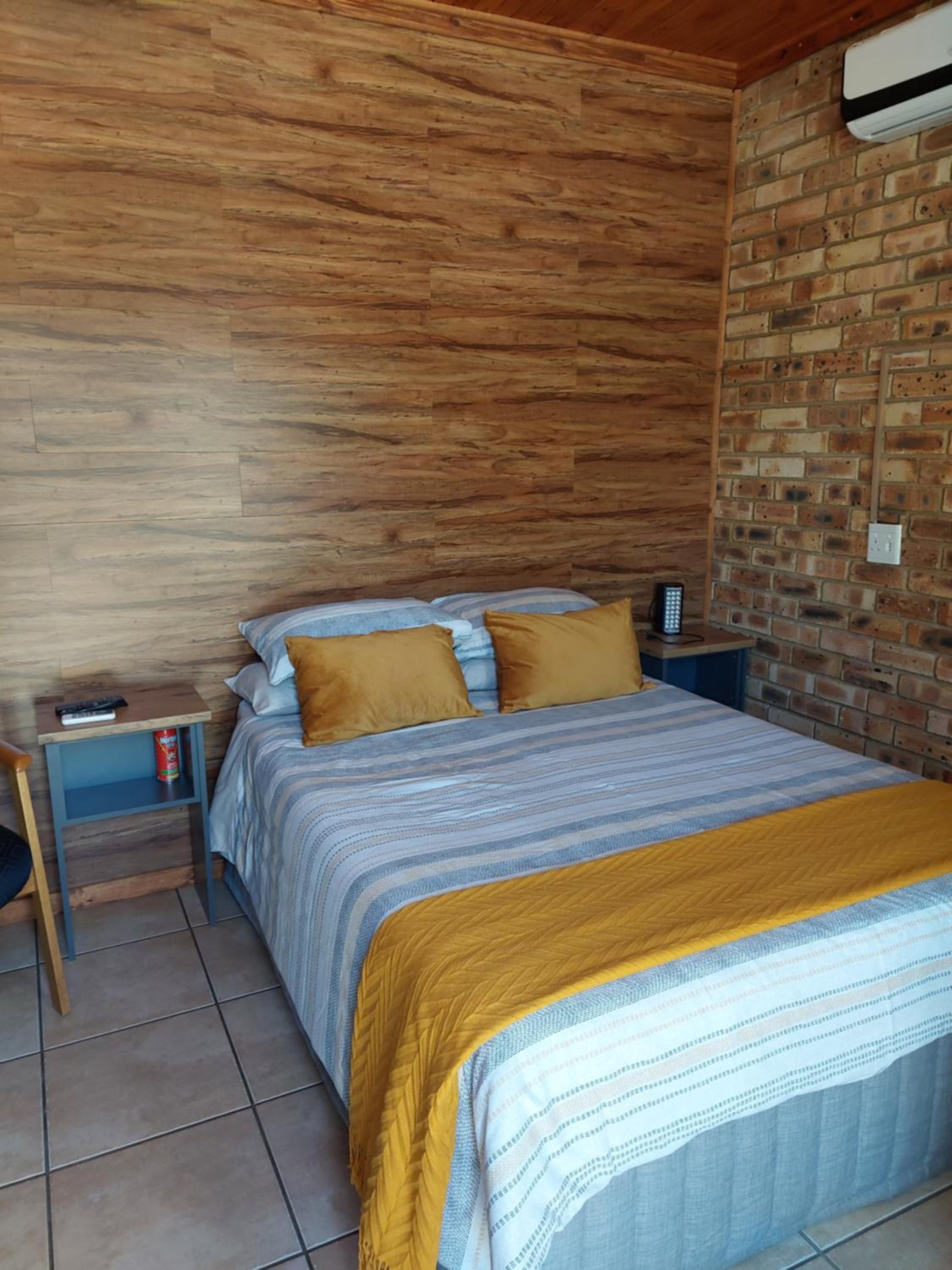 Double Room with Private Bathroom photo 1