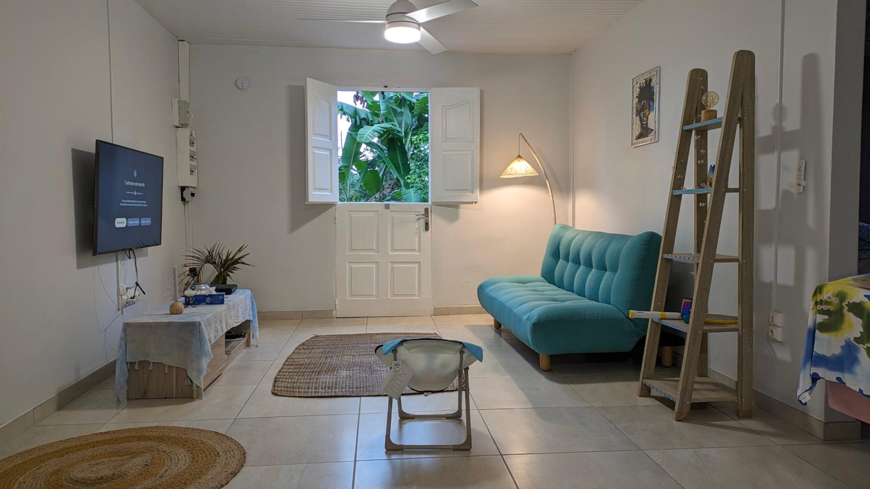 Three-Bedroom House photo 1