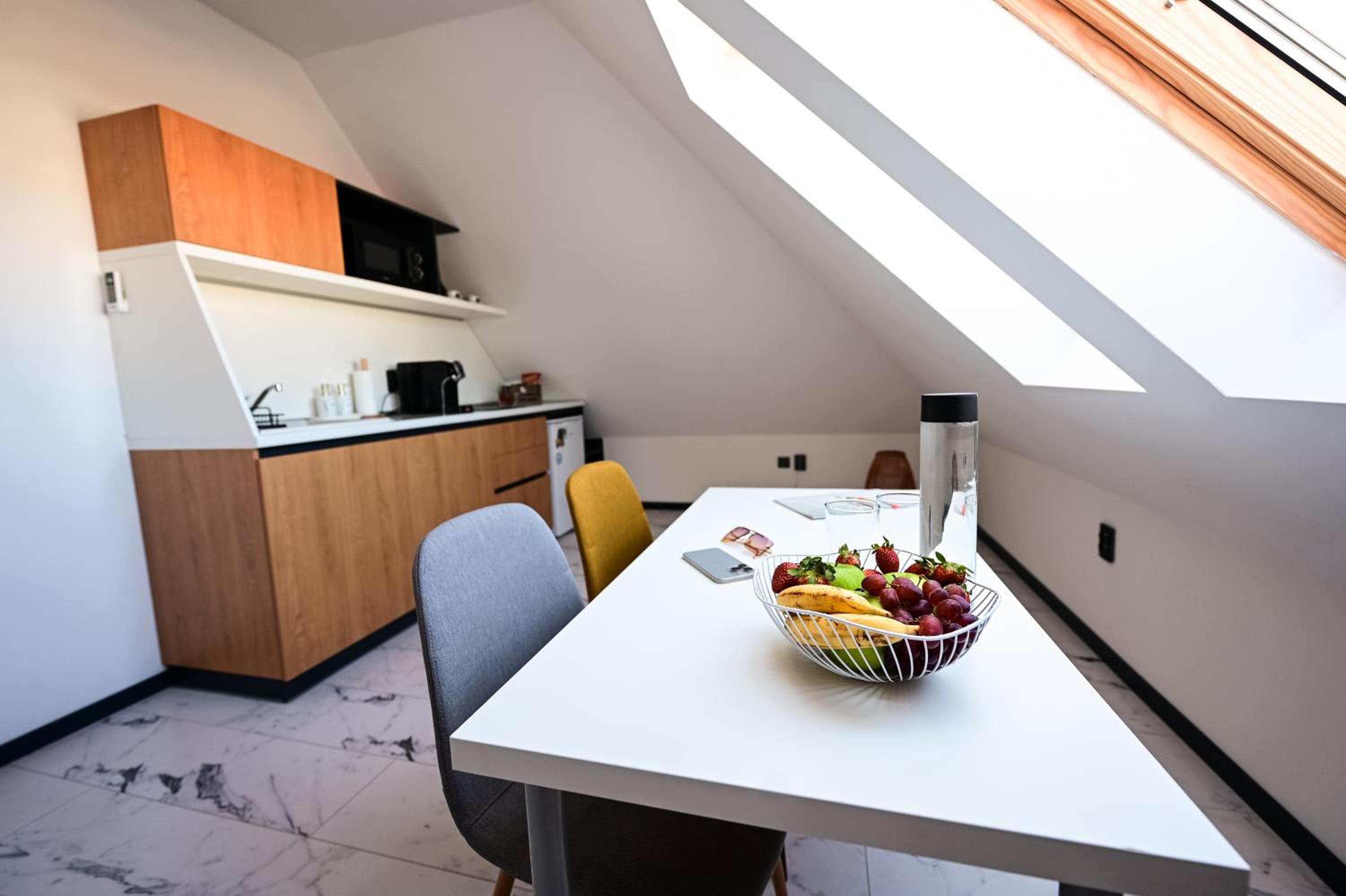Apartment - Photo 4