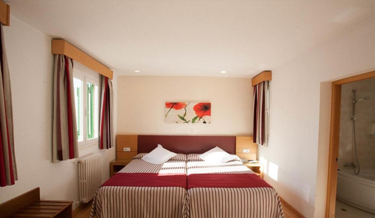 Double or Twin Room photo 2