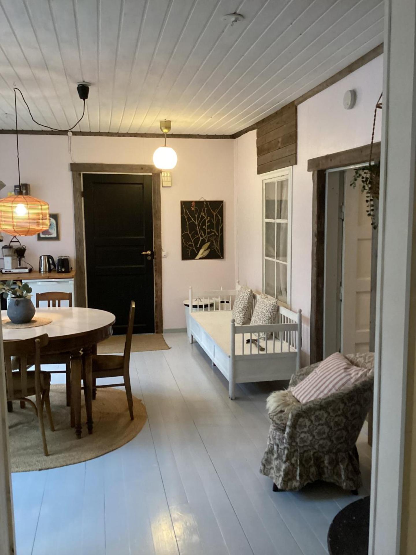 Family Apartment photo 1