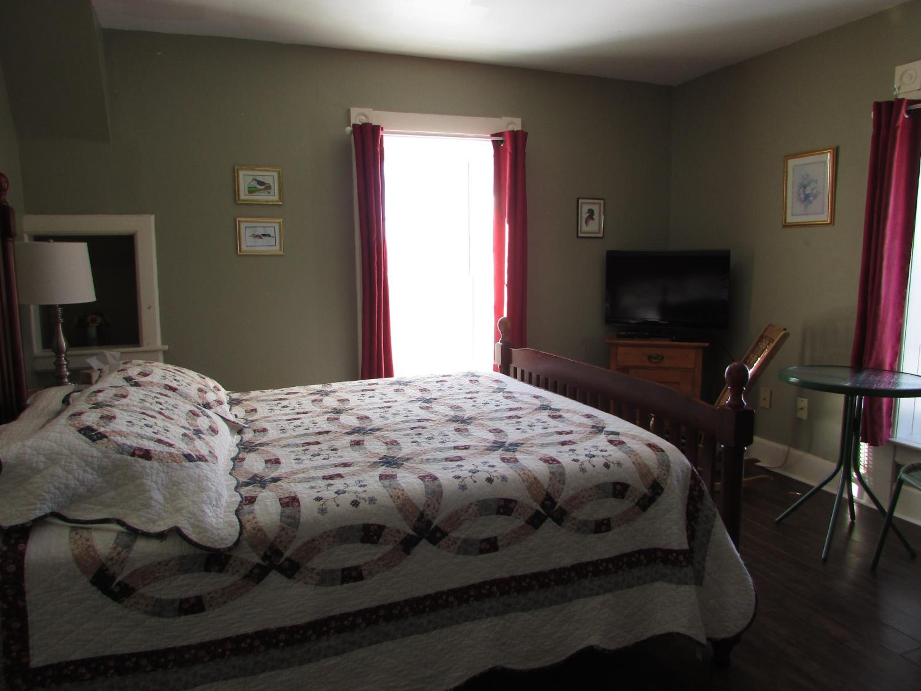 Double Room with Private Bathroom photo 1
