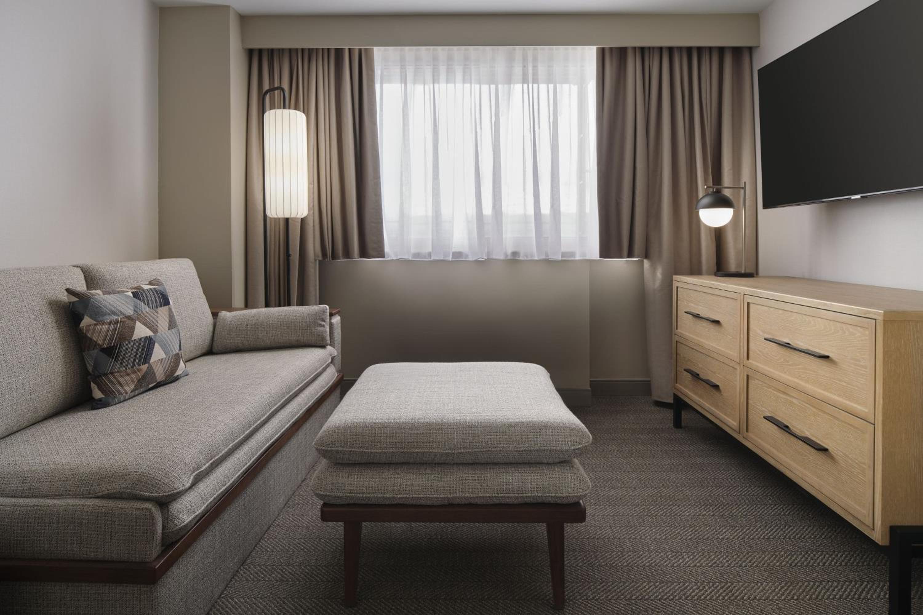Executive King Room with Sofa Bed