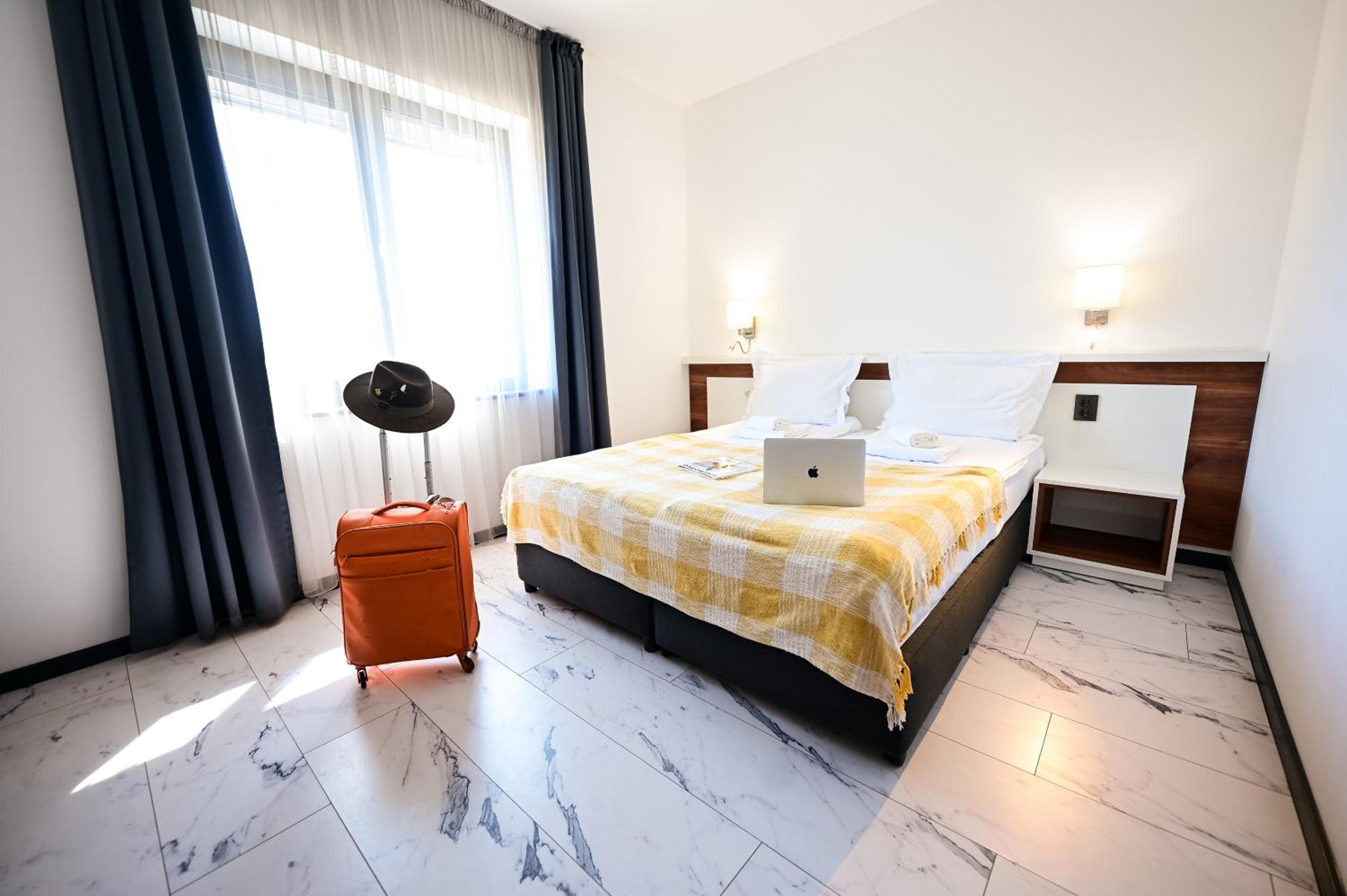 Standard Queen Room - Photo 1
