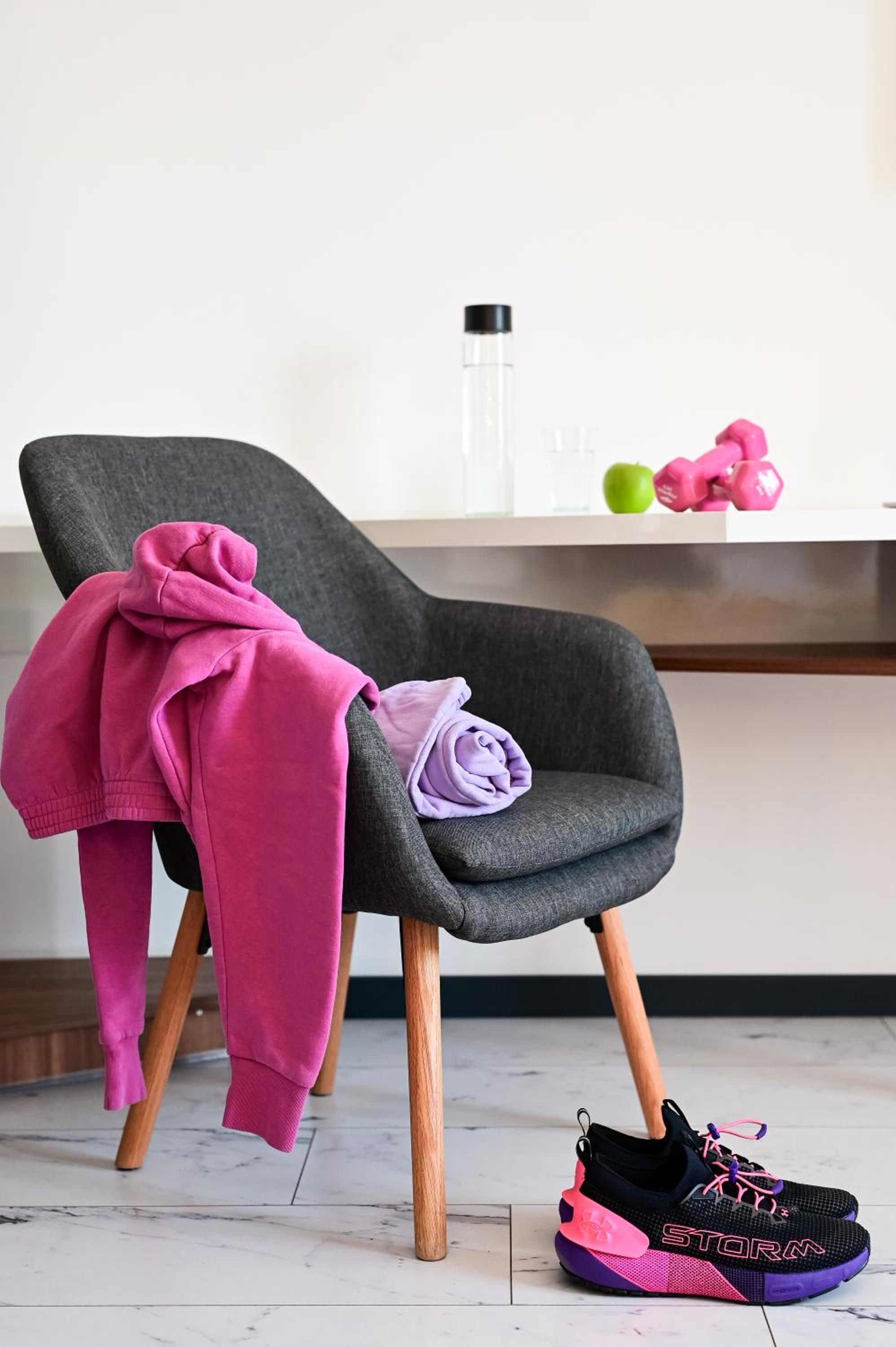 Standard Queen Room - Photo 9