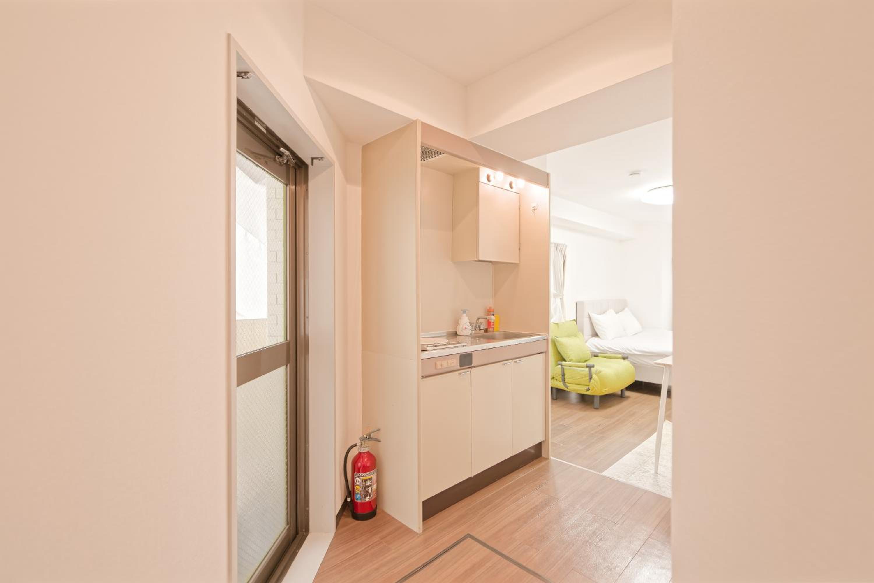 One-Bedroom Apartment photo 2