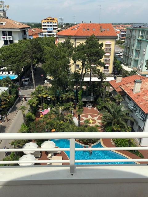 Deluxe Double Room with Side Sea View - Photo 7