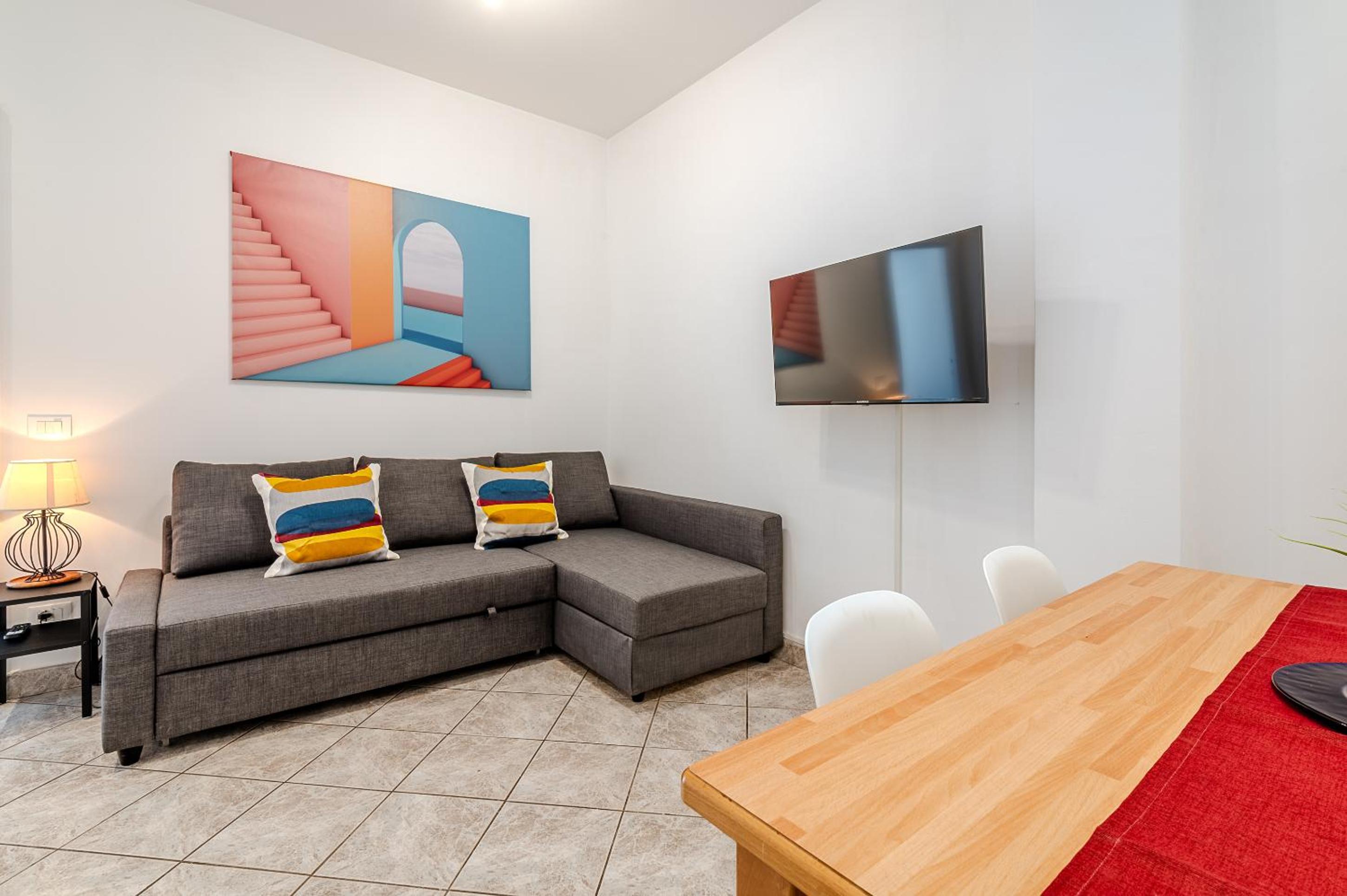 One-Bedroom Apartment