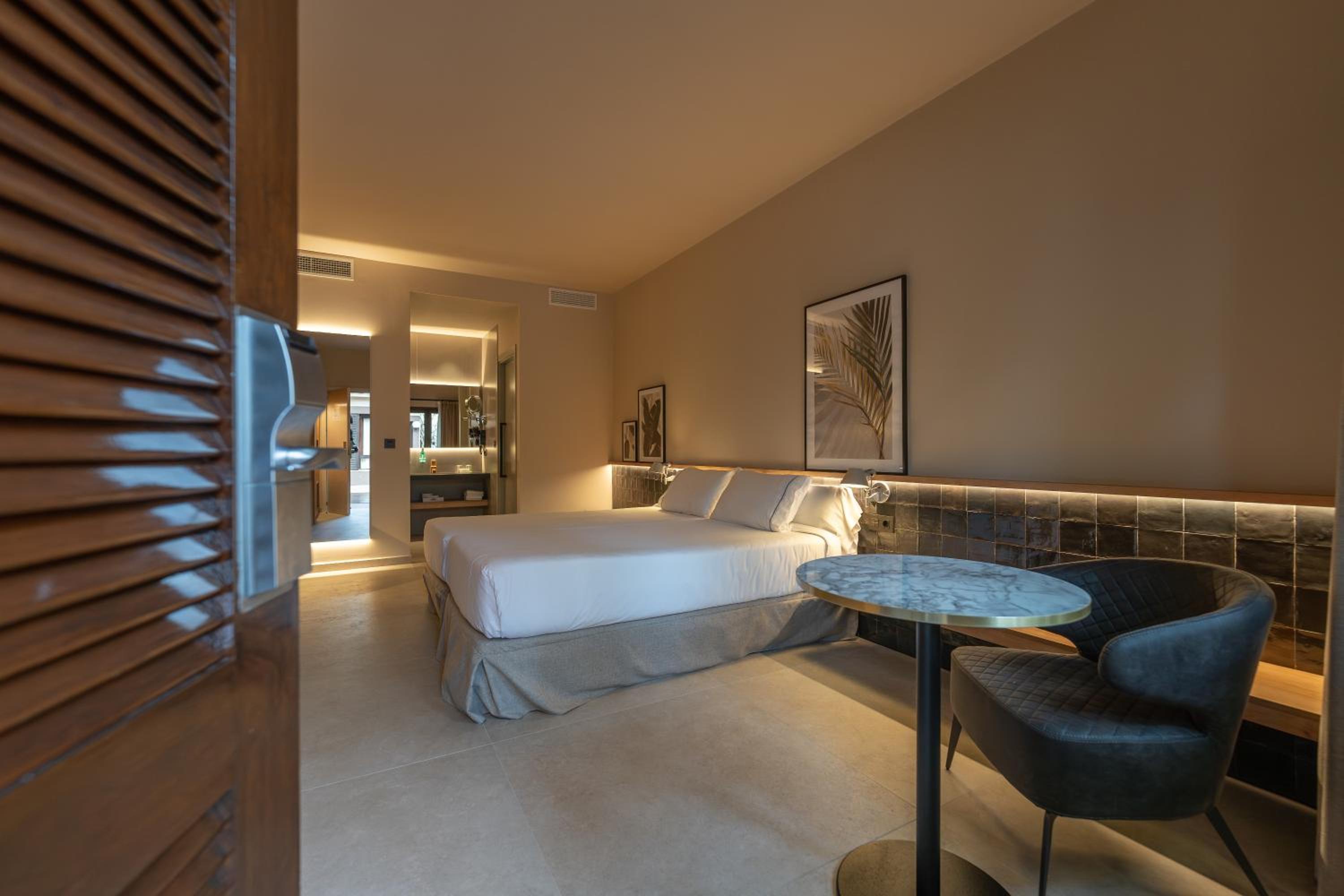 Double Room Oasis 2 (2 Adults) - Photo 6