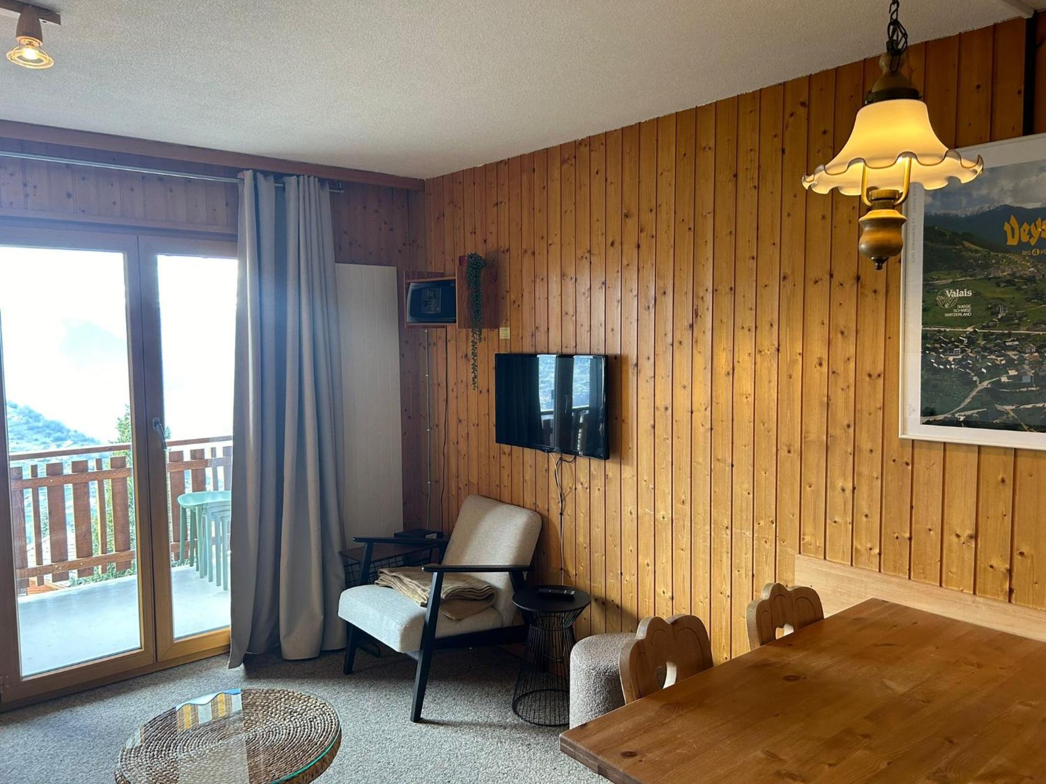 Studio Apartment photo 3