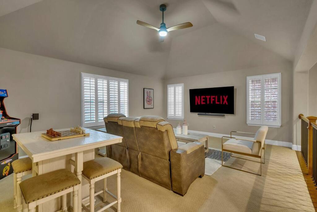 Three-Bedroom Villa photo 1
