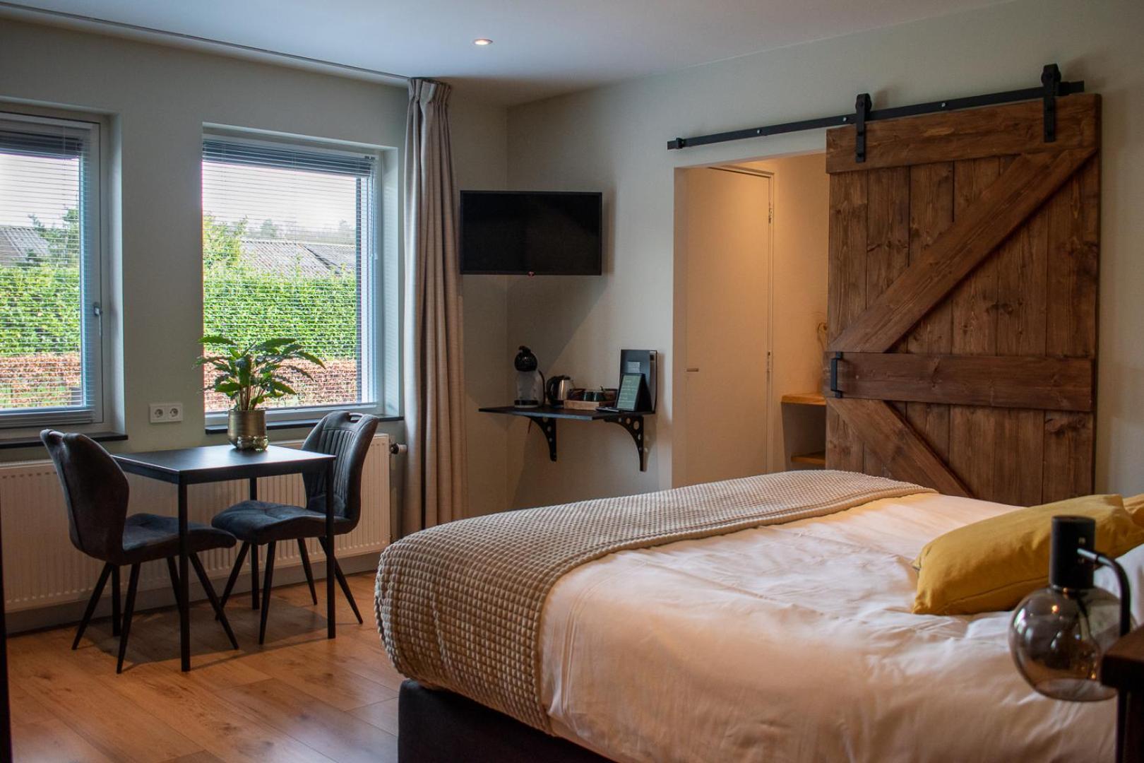 Double Room with Private Bathroom