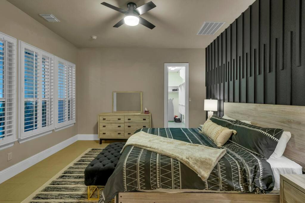 Three-Bedroom Villa photo 3