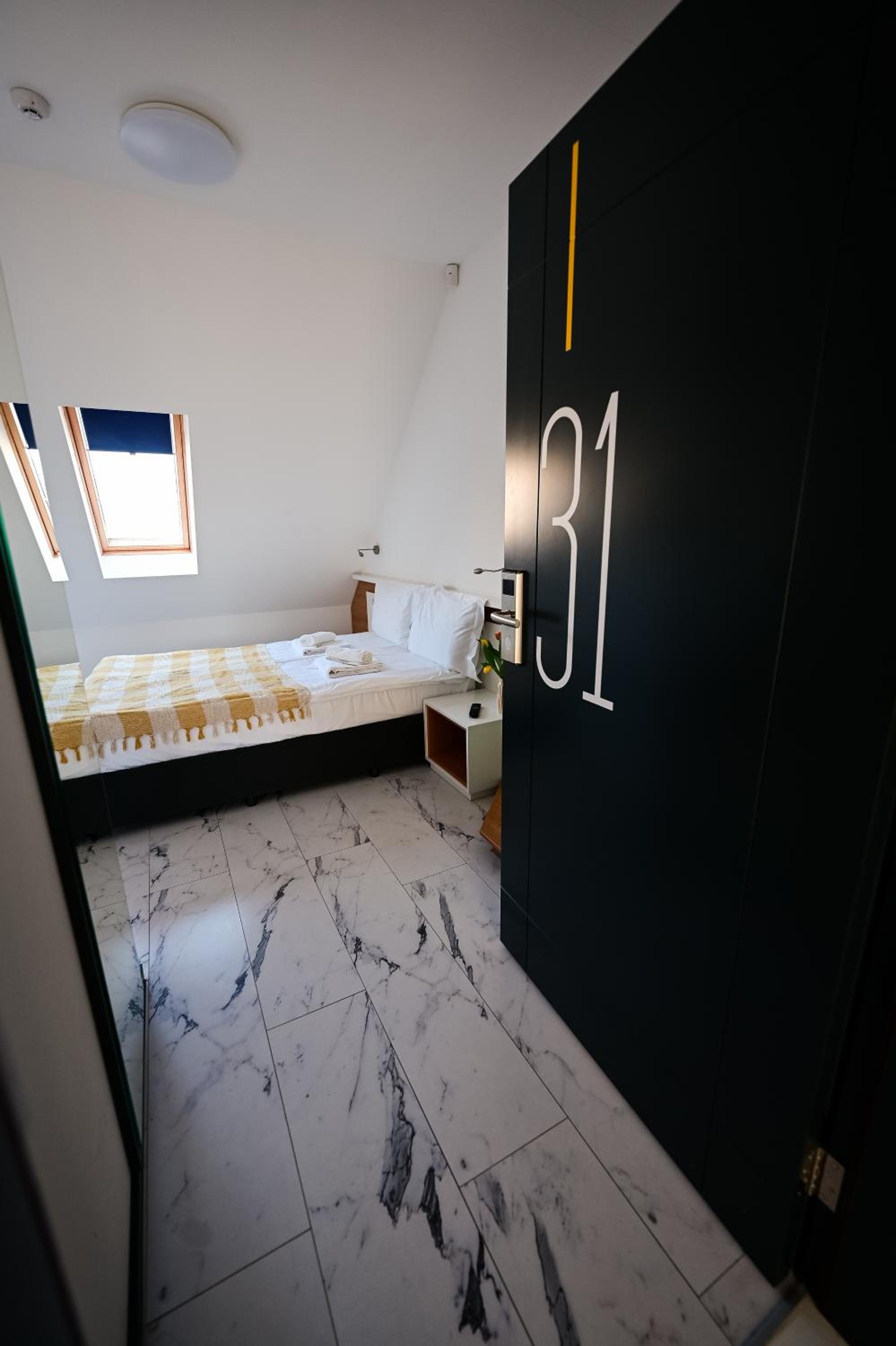Apartment - Photo 5