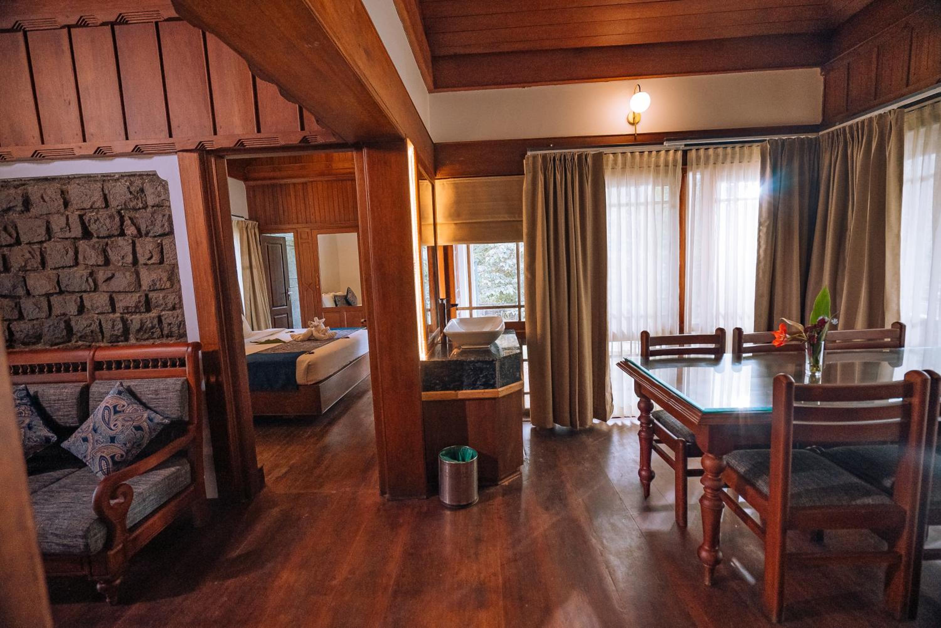 Deluxe Bungalow - Photo 6