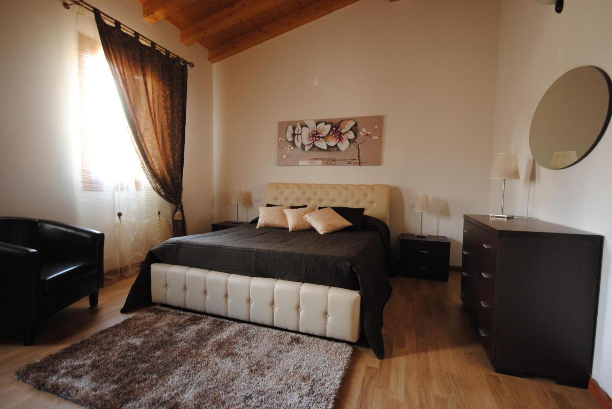 One-Bedroom Apartment (2 Adults) photo 3