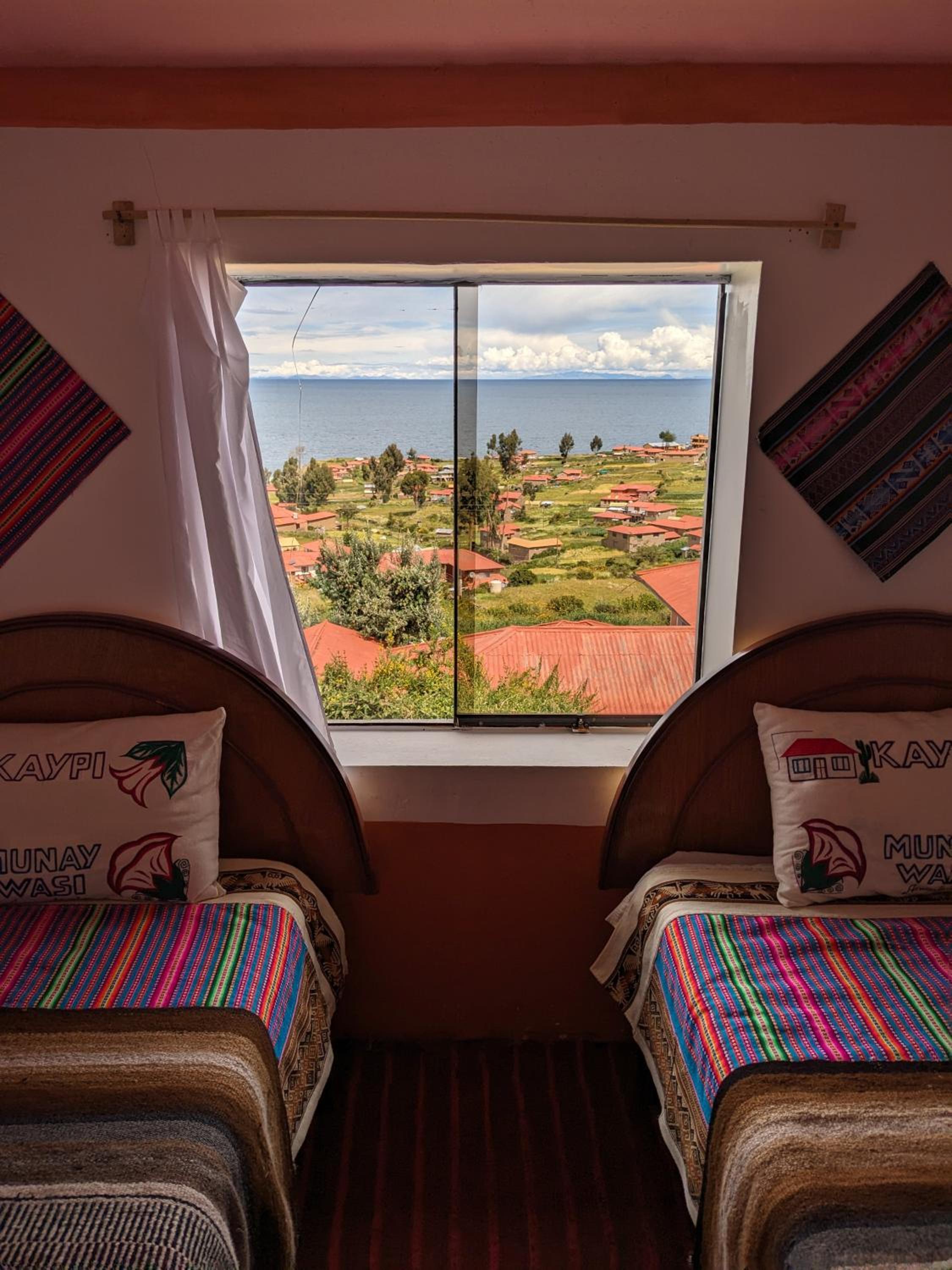 Twin Room With Lake View photo 2