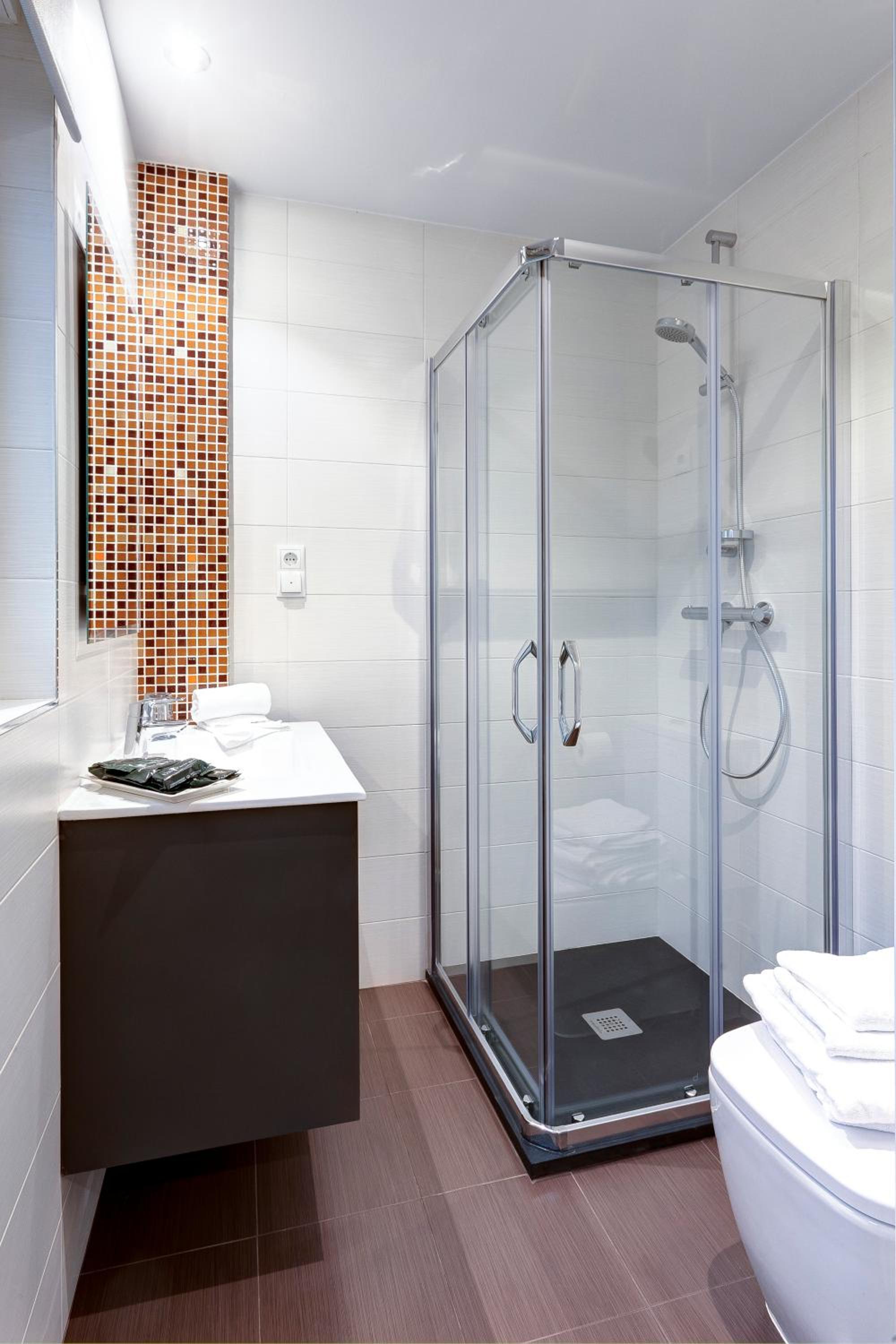 One-Bedroom Apartment (2 Adults) - Photo 6