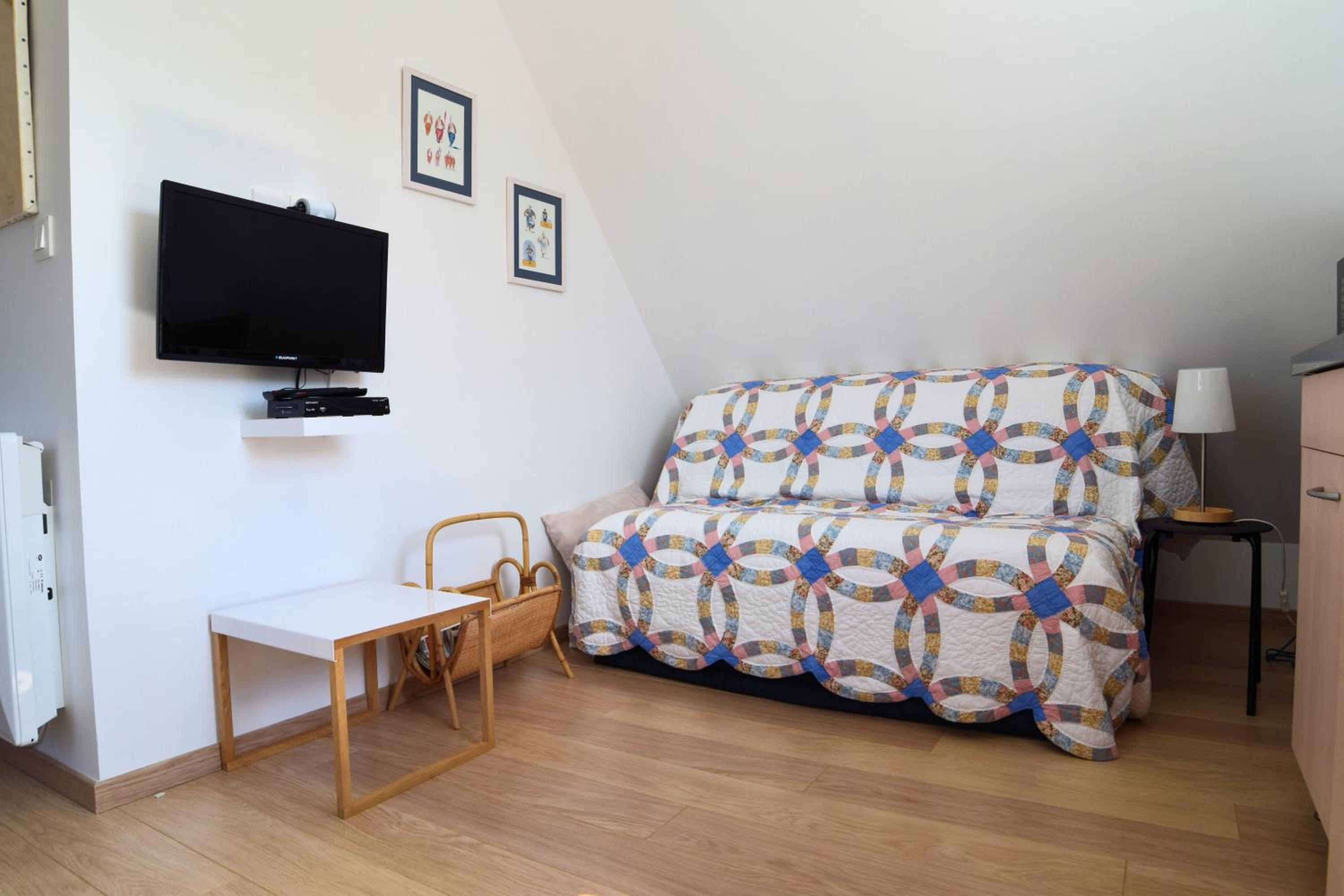 One-Bedroom House photo 2