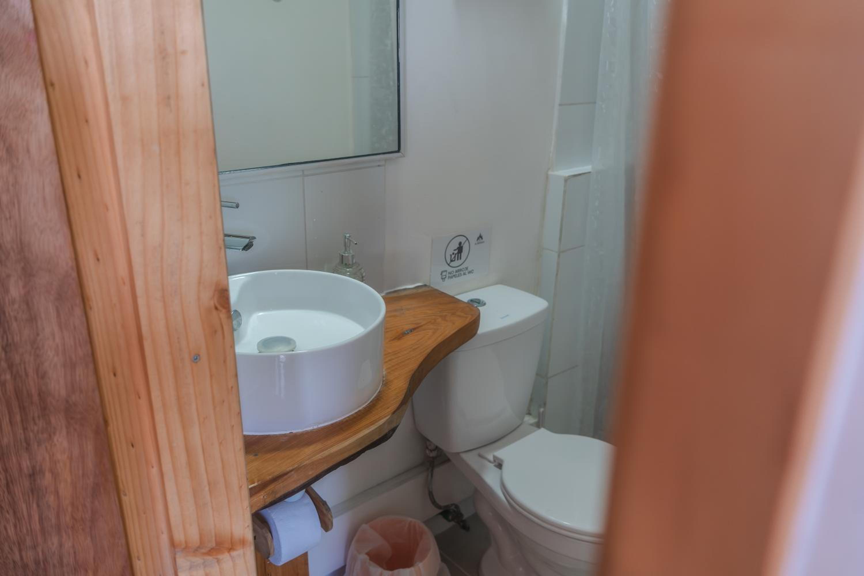 One-Bedroom House photo 2
